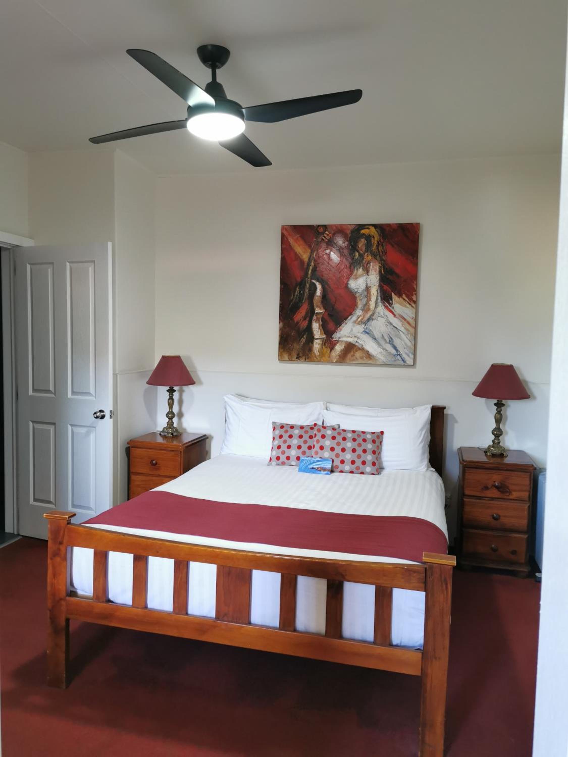Deluxe Queen Room photo 2