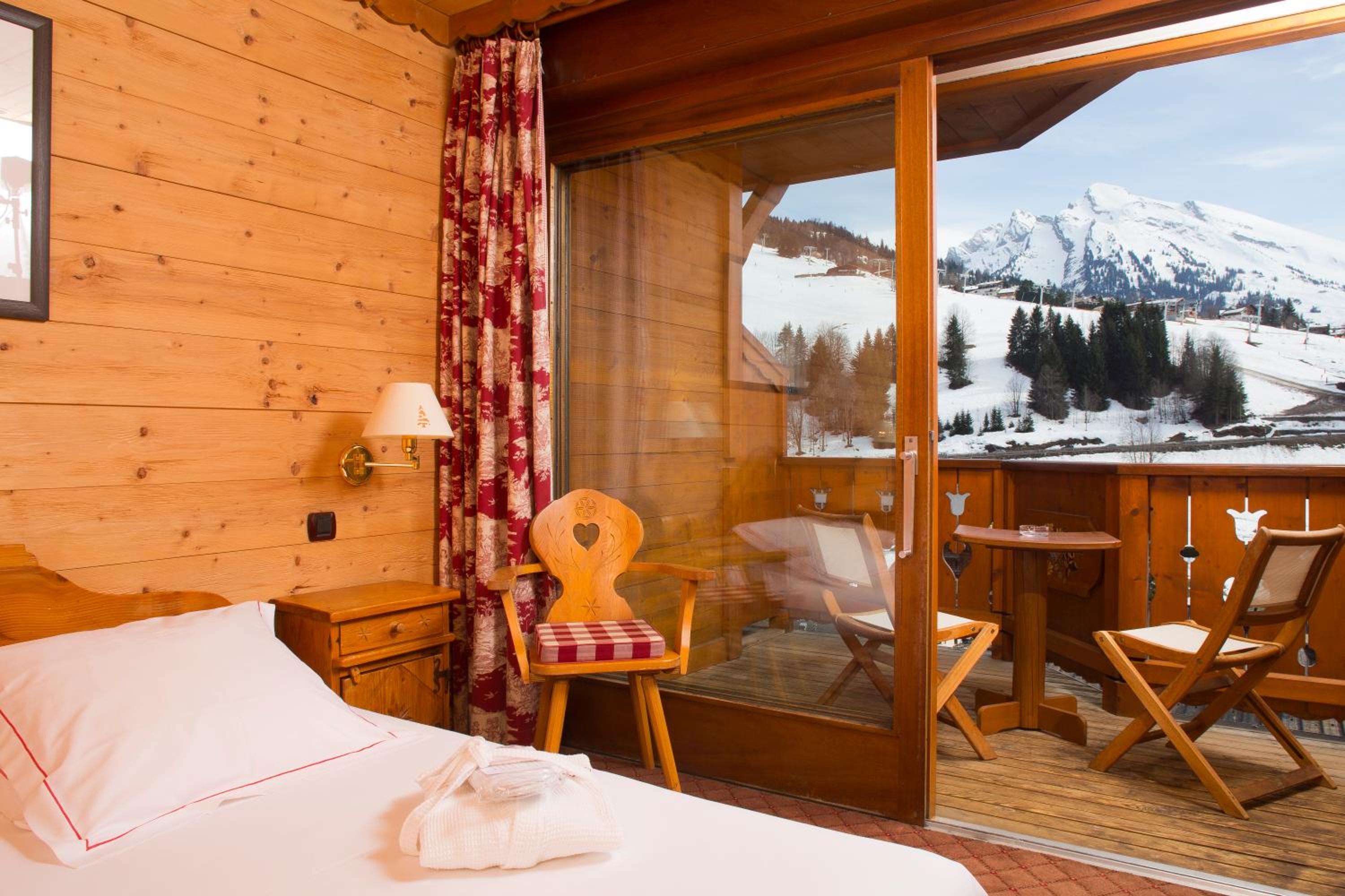 Double or Twin Room with South View