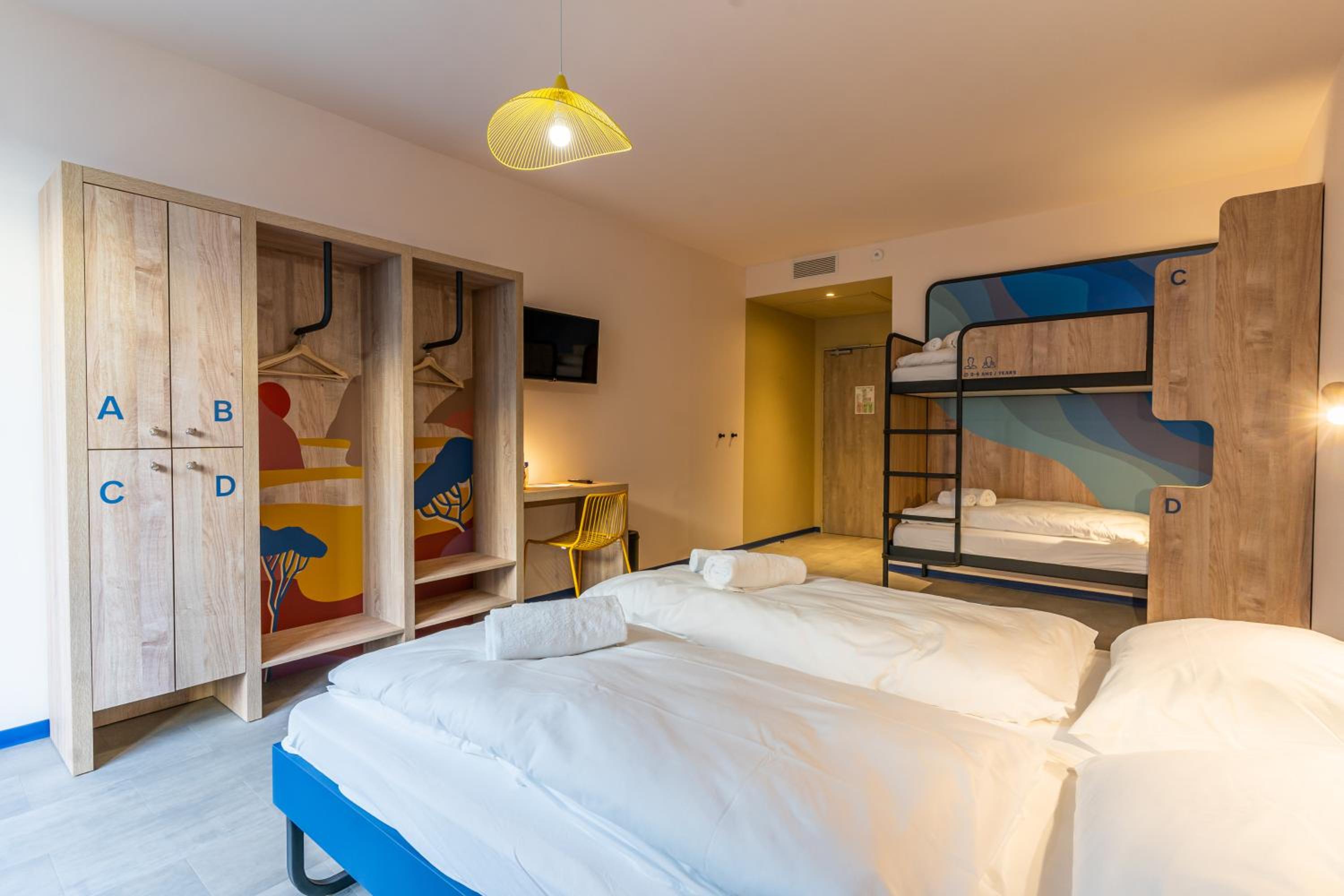 Quadruple Room photo 1