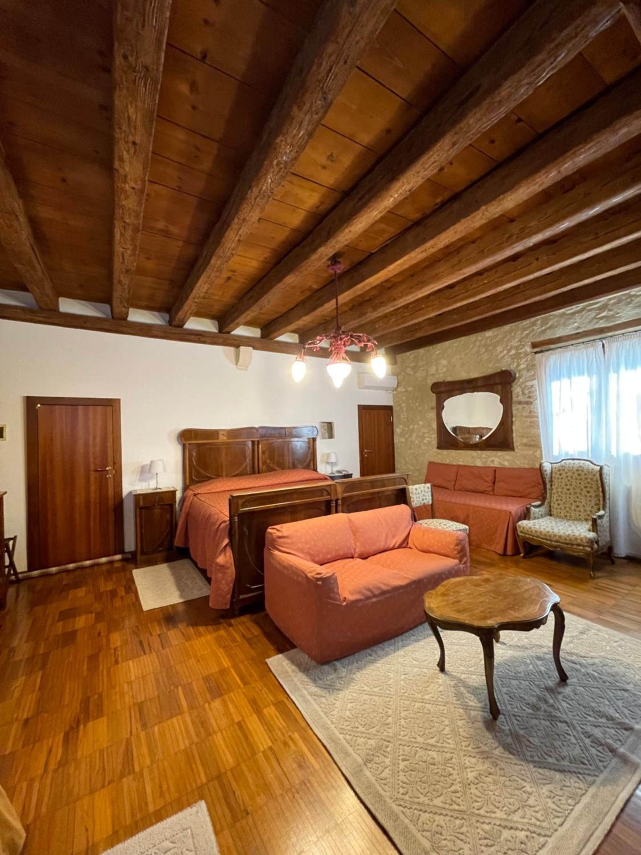 Junior Suite with Garden View