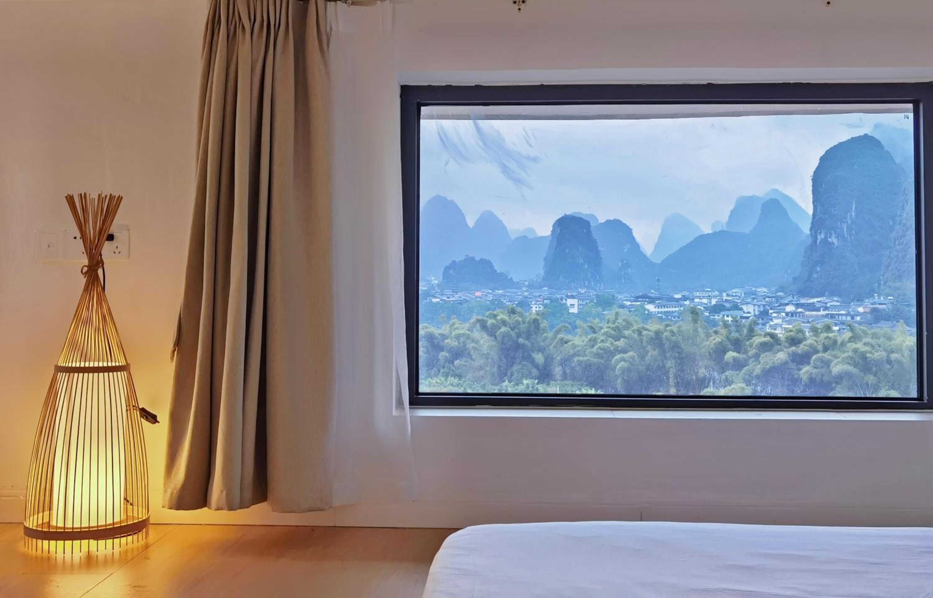 Twin Room with View