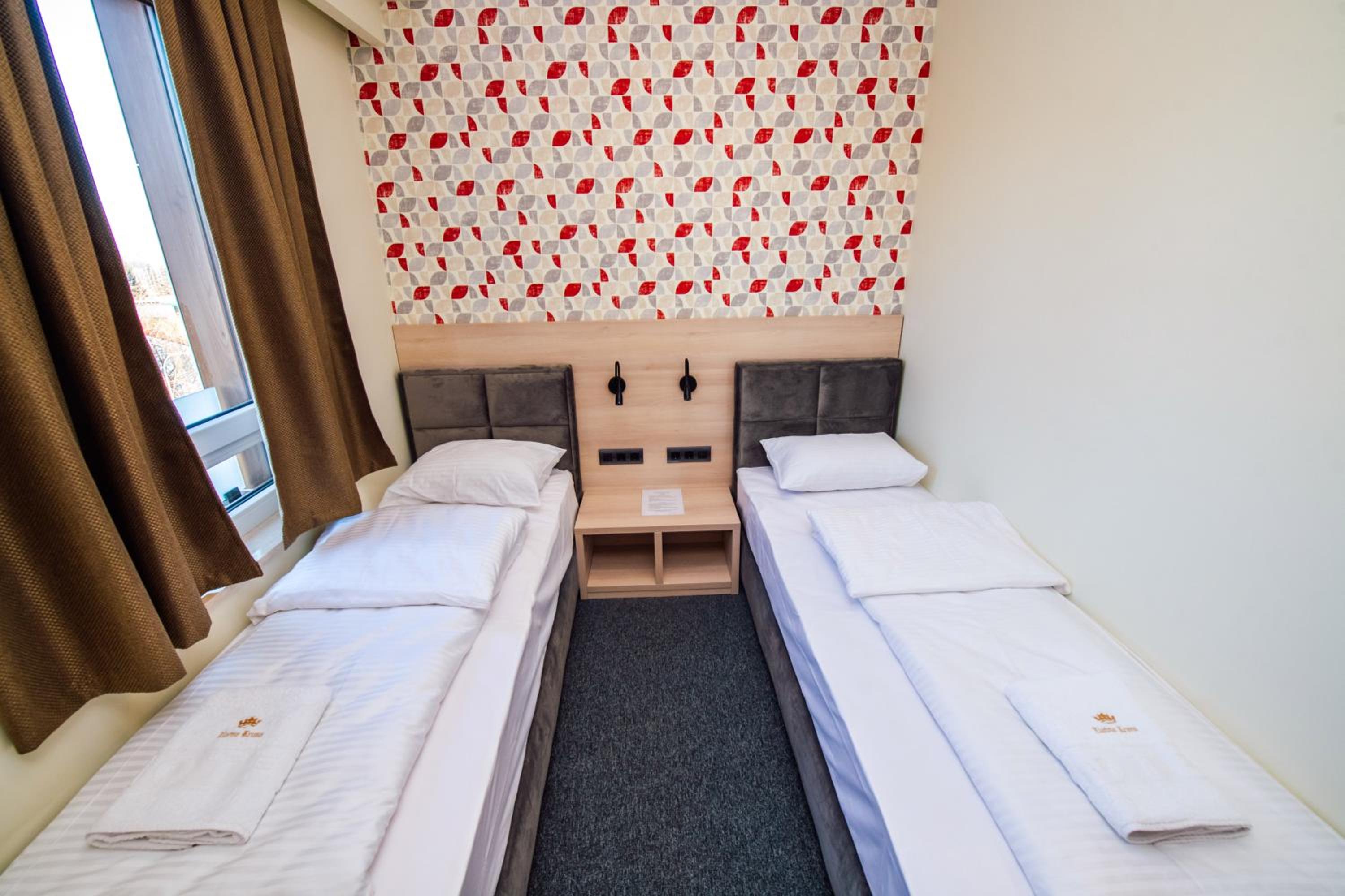 Standard Twin Room photo 3