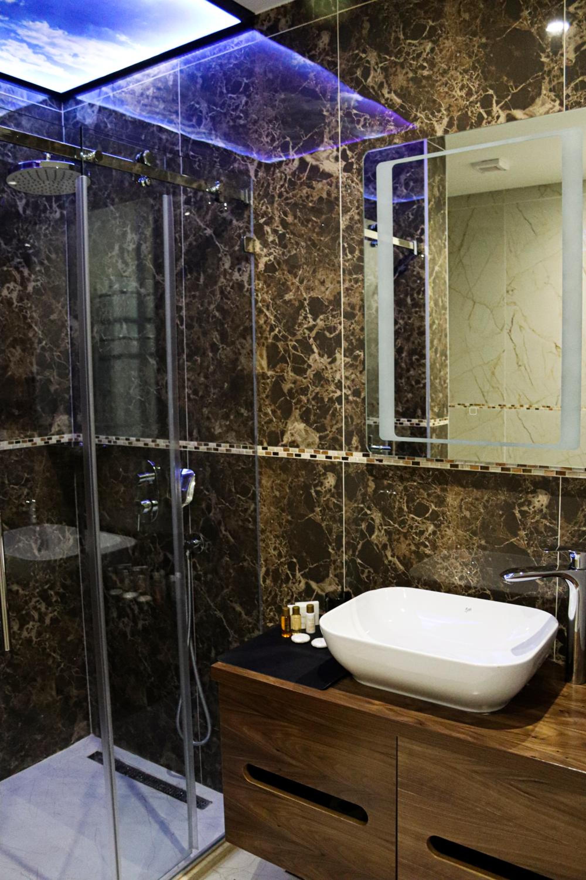 Twin Room with Terrace photo 2