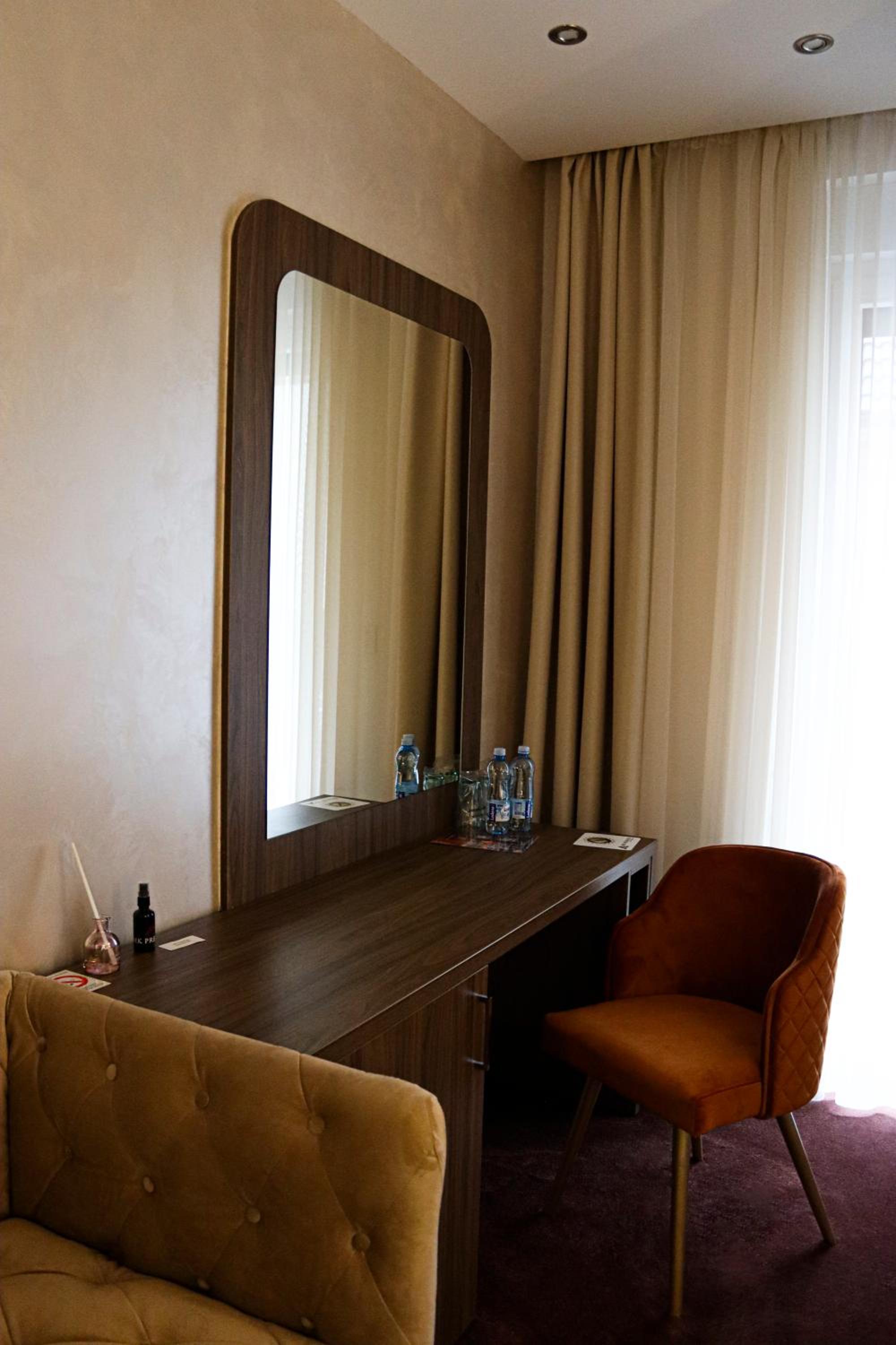 Twin Room with Terrace photo 3