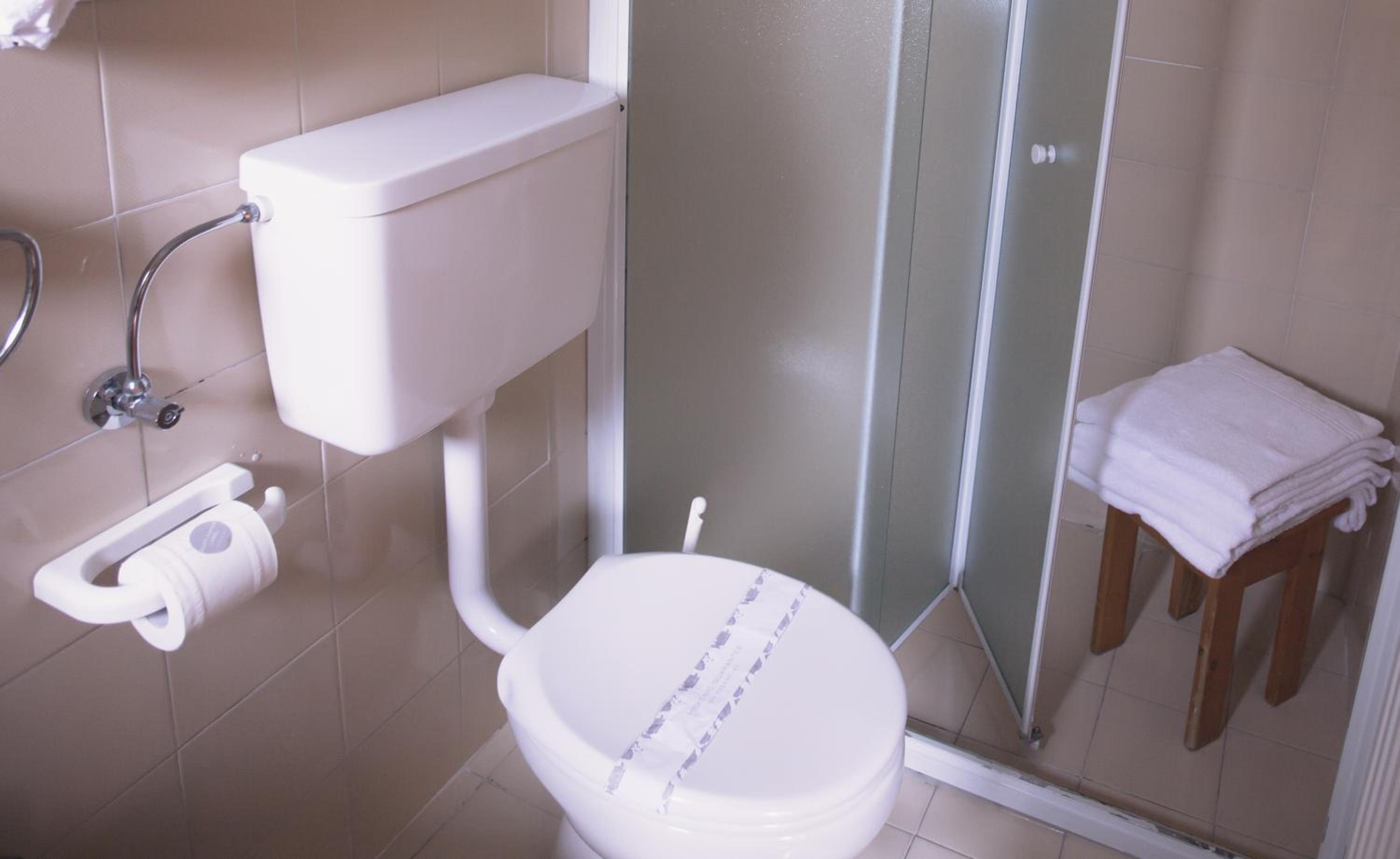 Economy Double or Twin Room - Photo 2