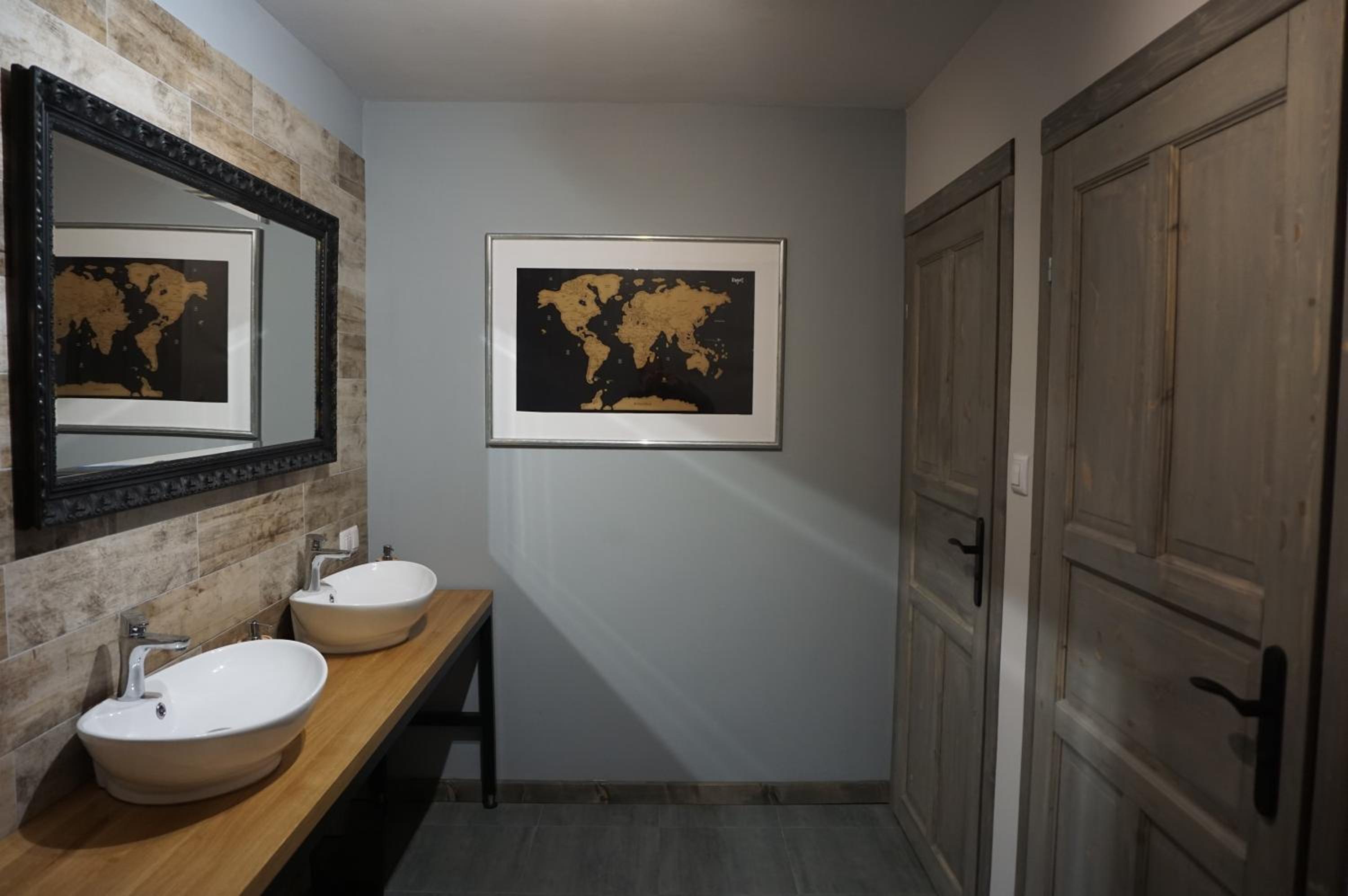 Triple Room with Shared Bathroom photo 1
