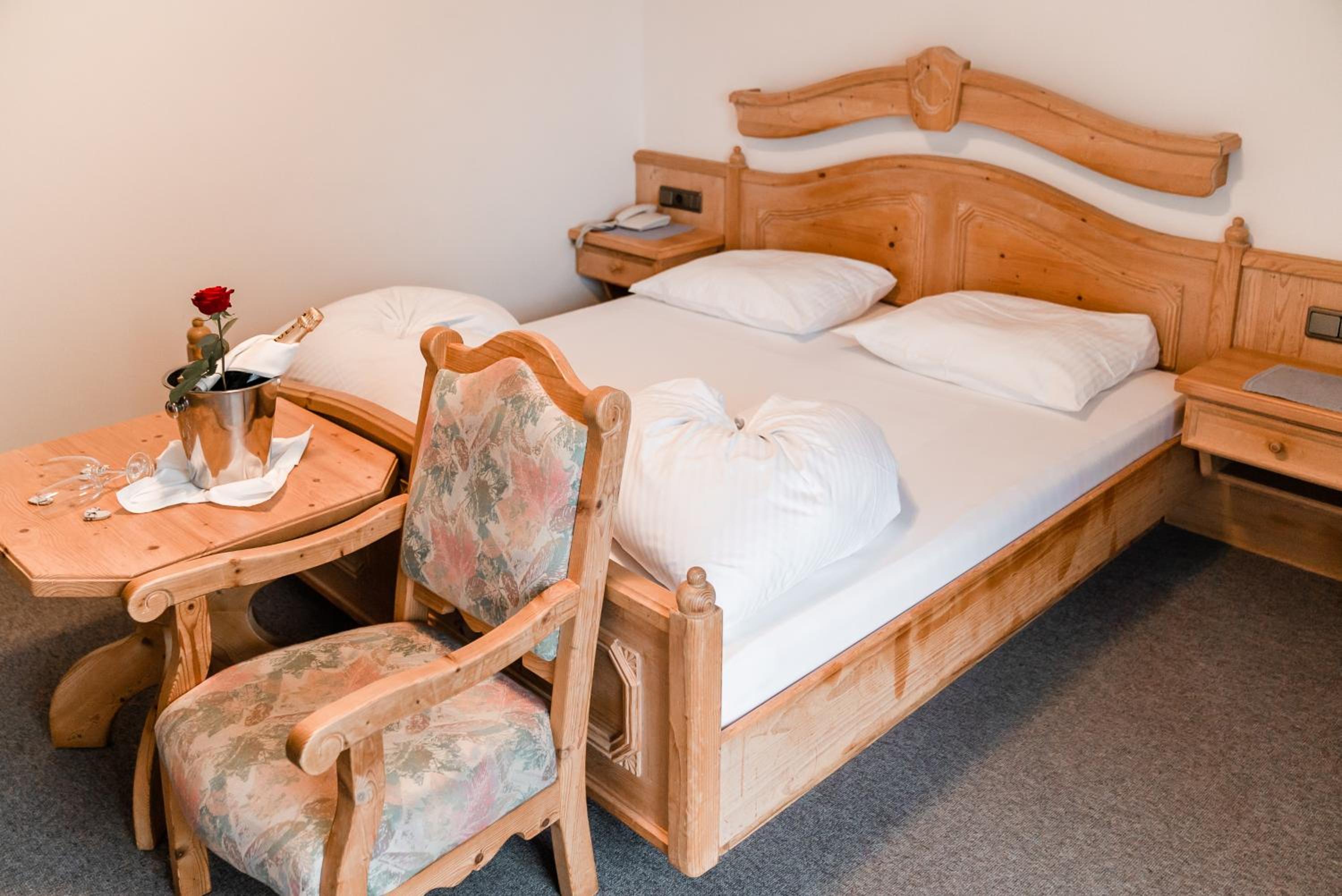 Double Room - Photo 2