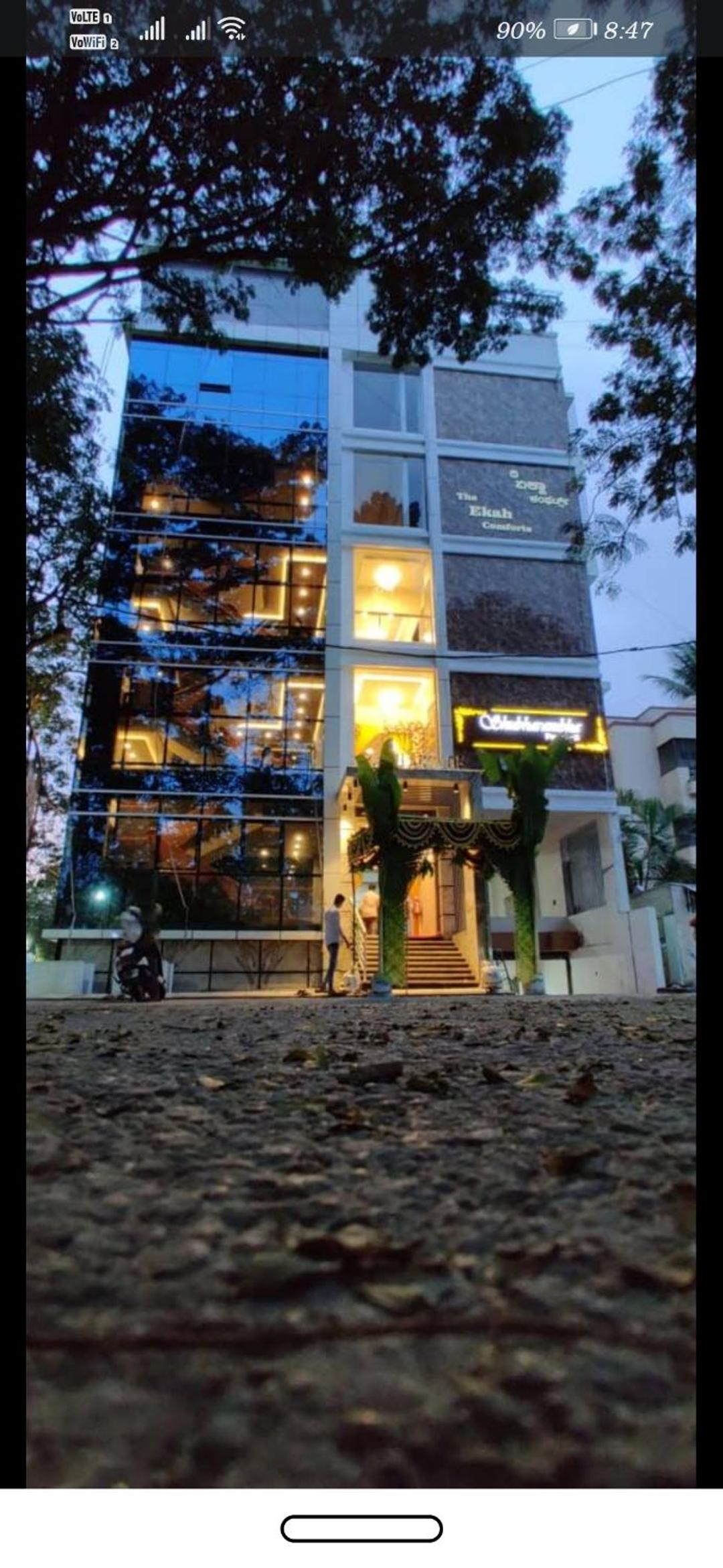 Deluxe Double Room with Balcony - Photo 23