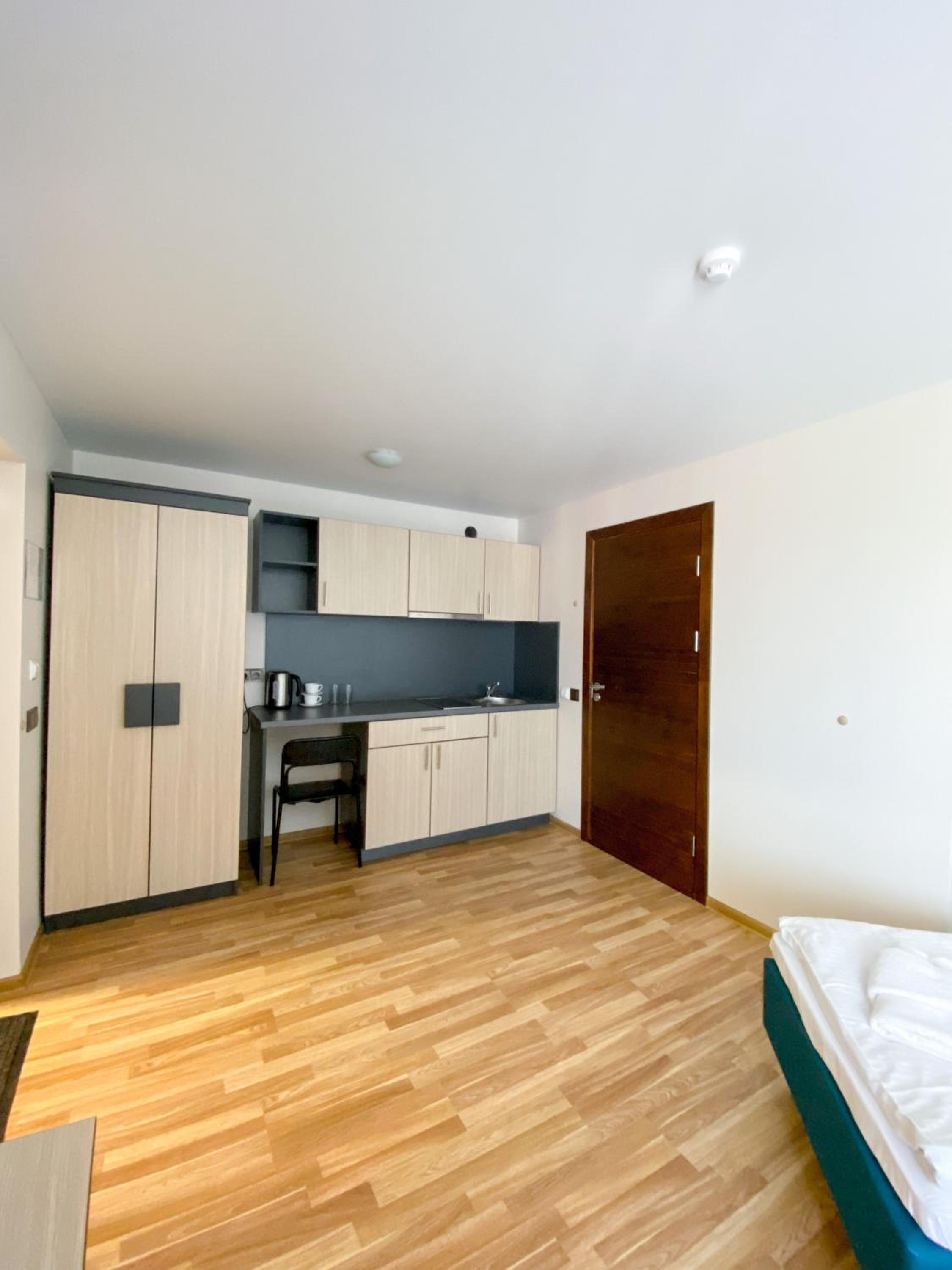 Apartment - Photo 3