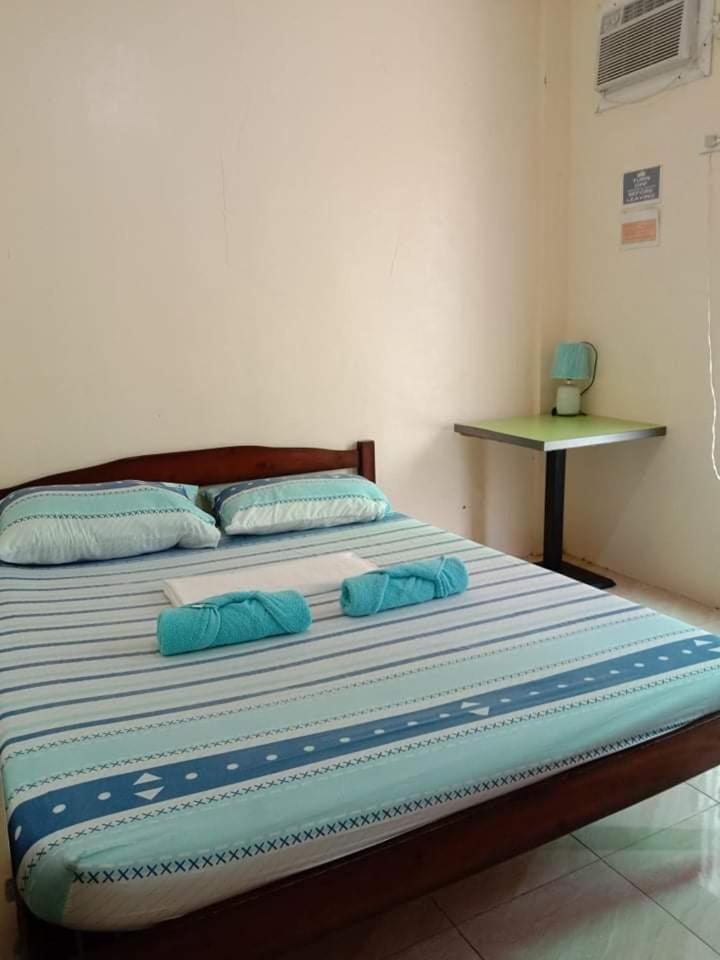 Standard Double Room - Photo 3