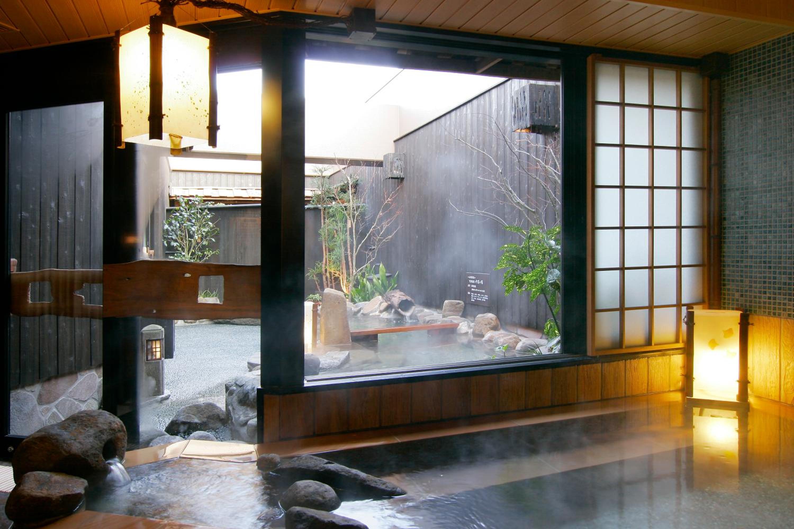Double Room - Non-Smoking  - Photo 5