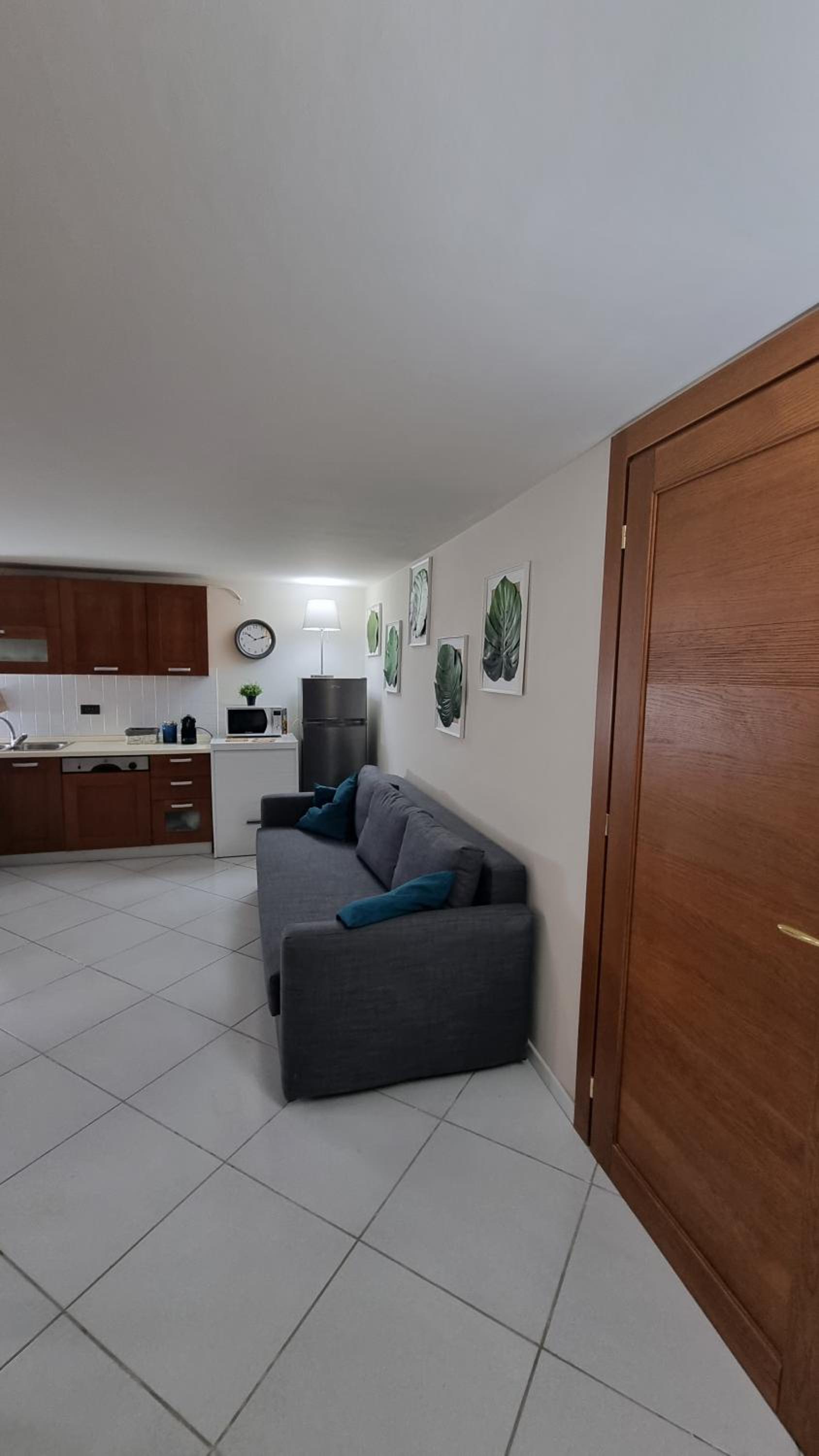 One-Bedroom Apartment - Photo 30