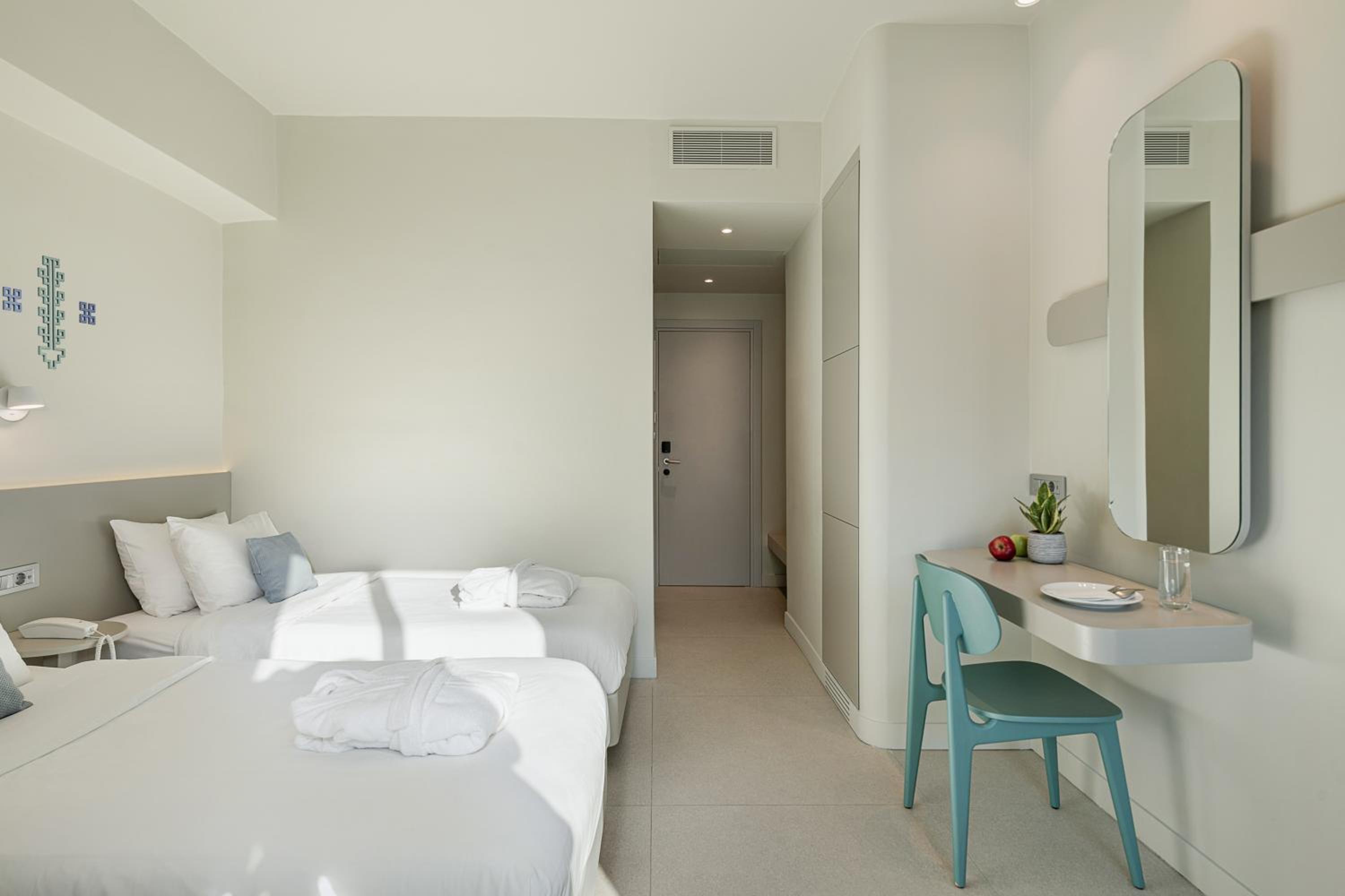 Triple Room photo 2