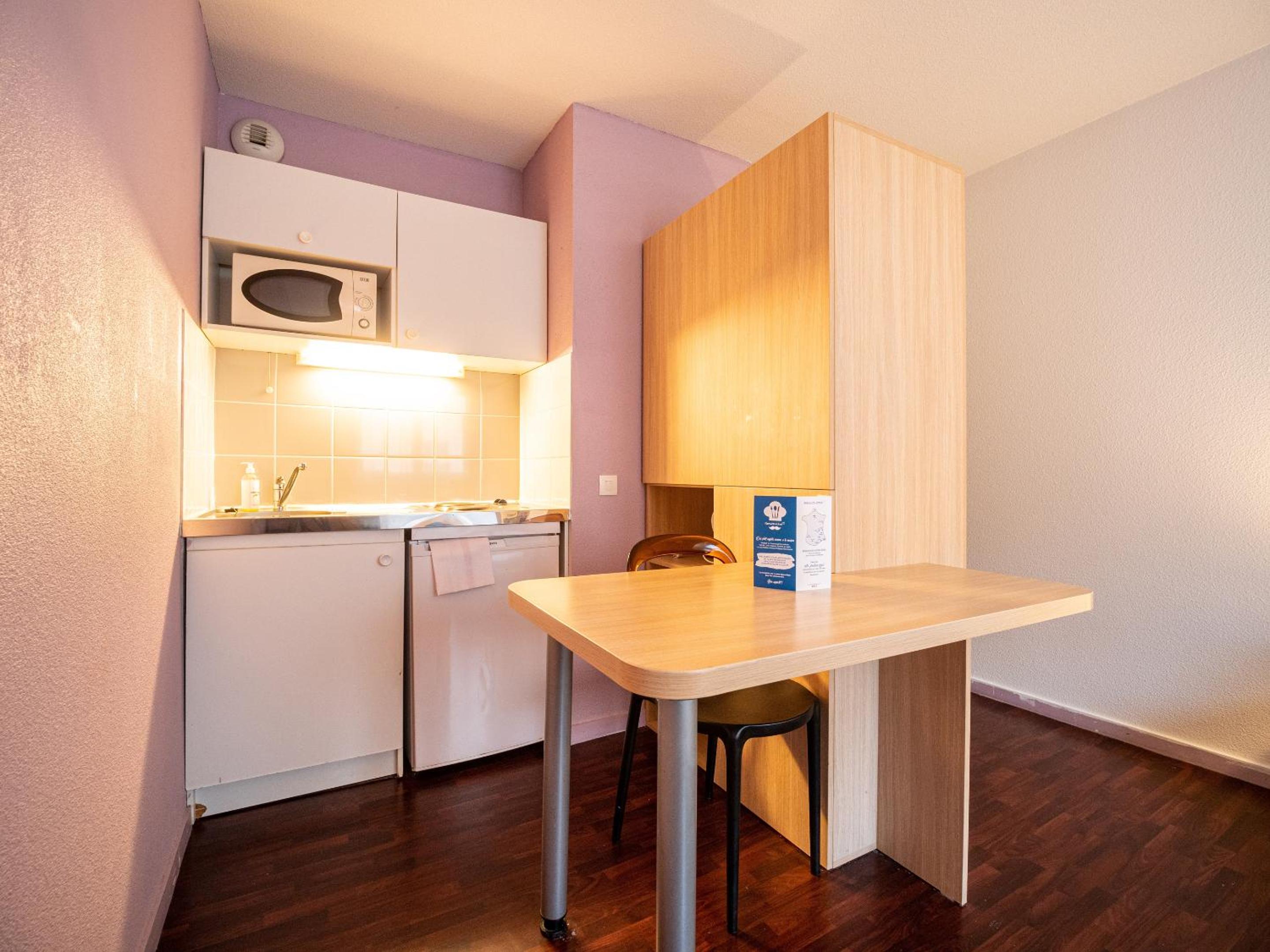 Studio (2 Adults) - Photo 8