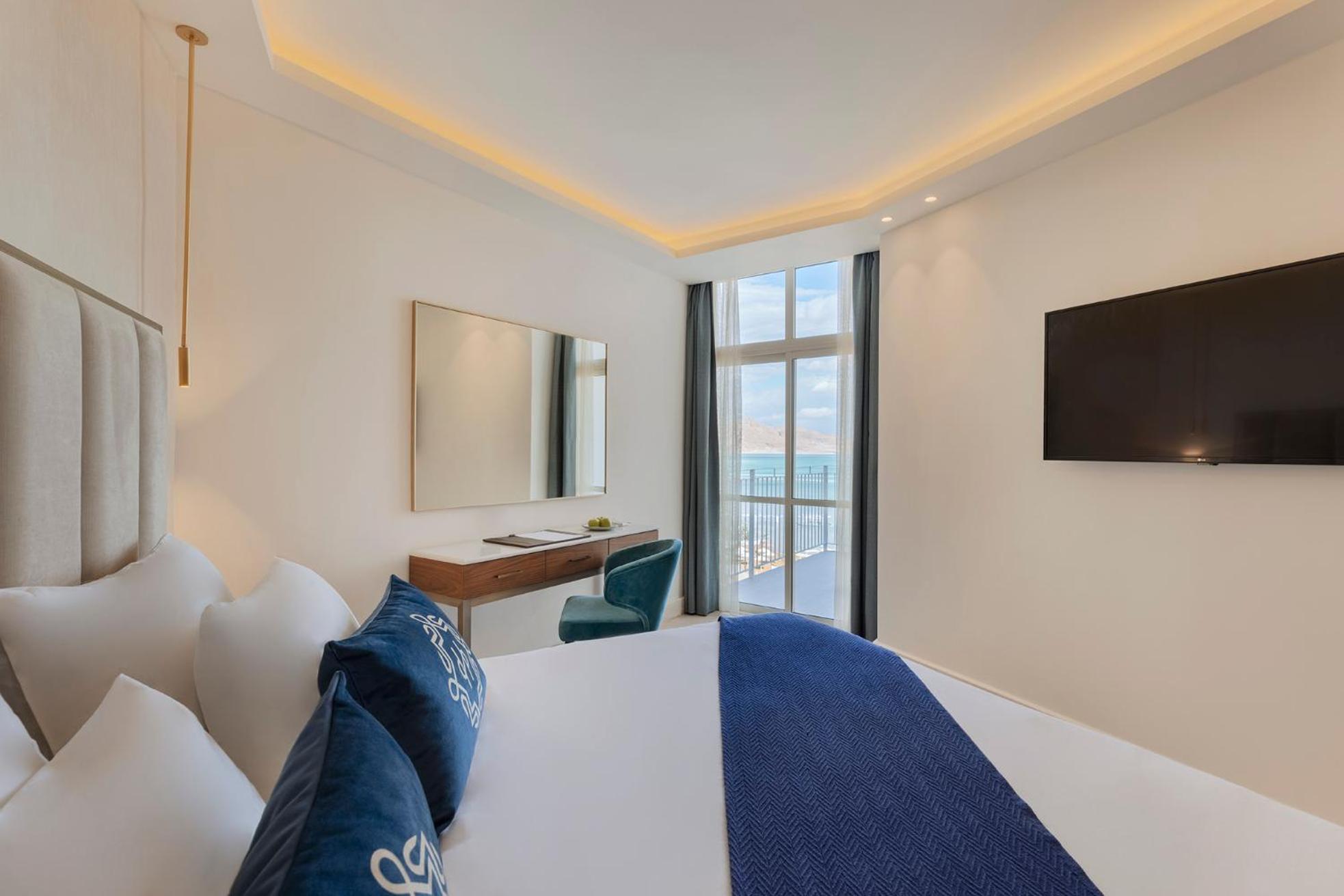 Superior Twin Room with Sea View