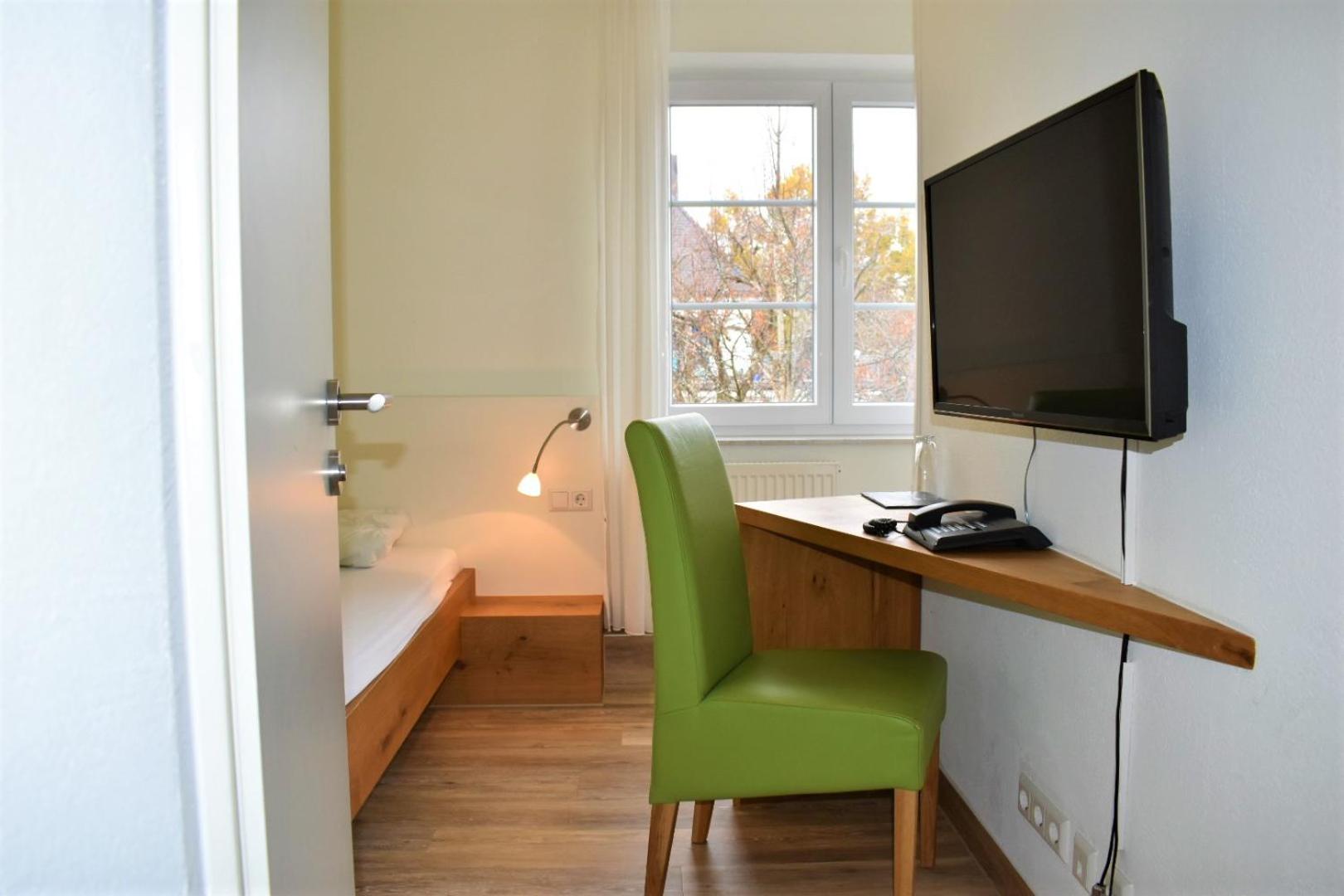Small Single Room