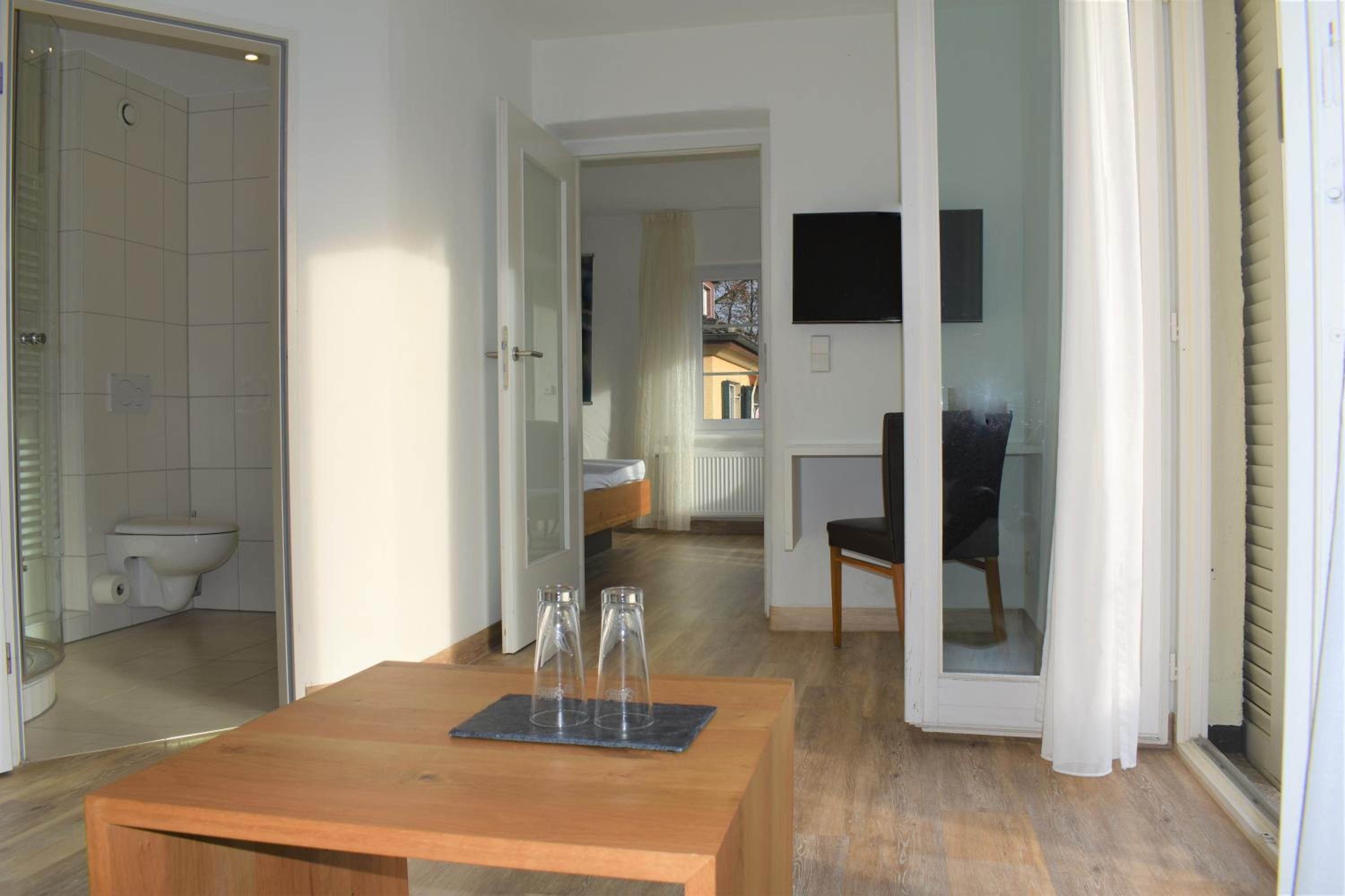 Junior Suite (2 Adults) - Photo 3