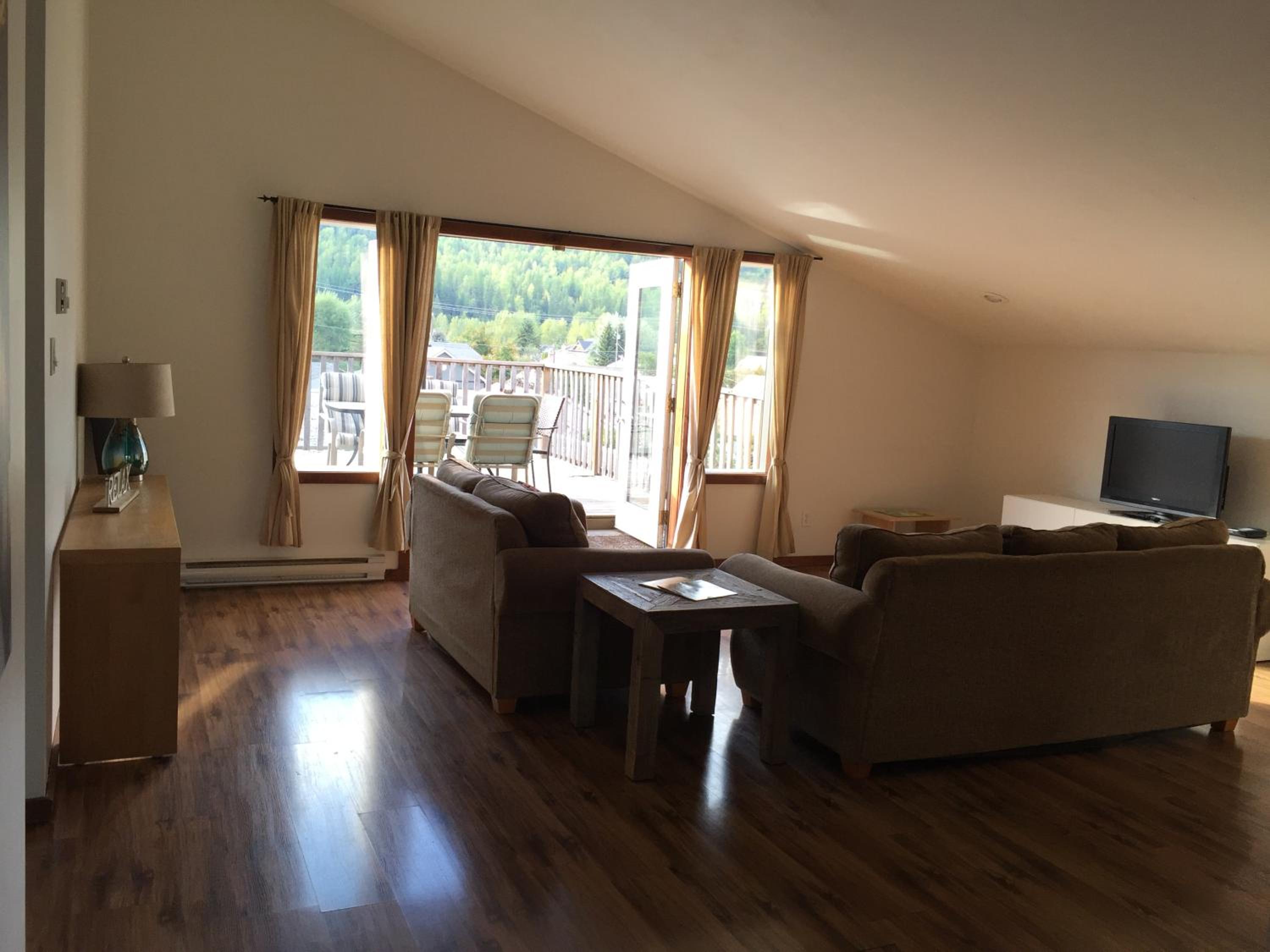 Three-Bedroom Apartment - No Pets Allowed