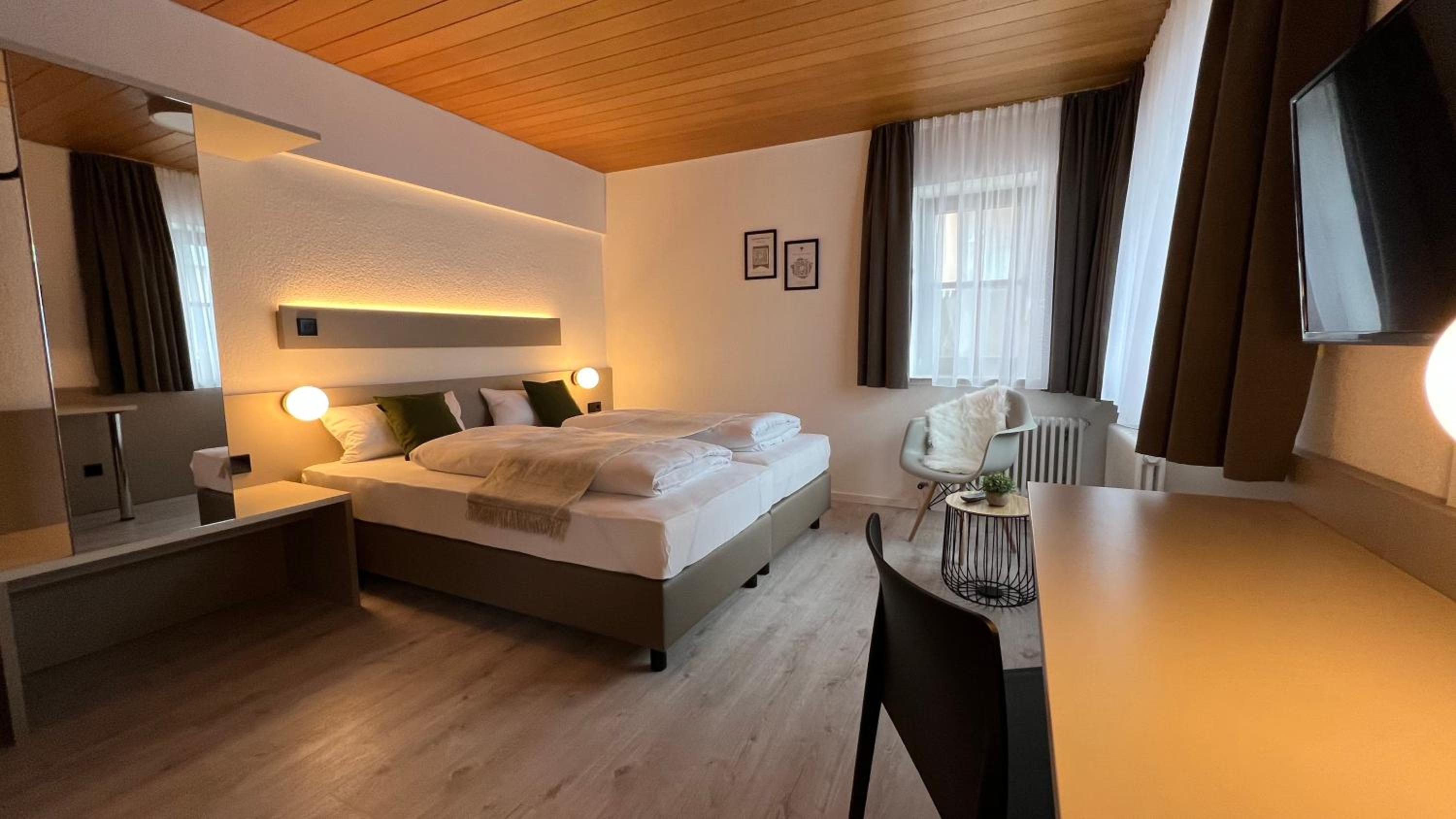 Double Room - Photo 2