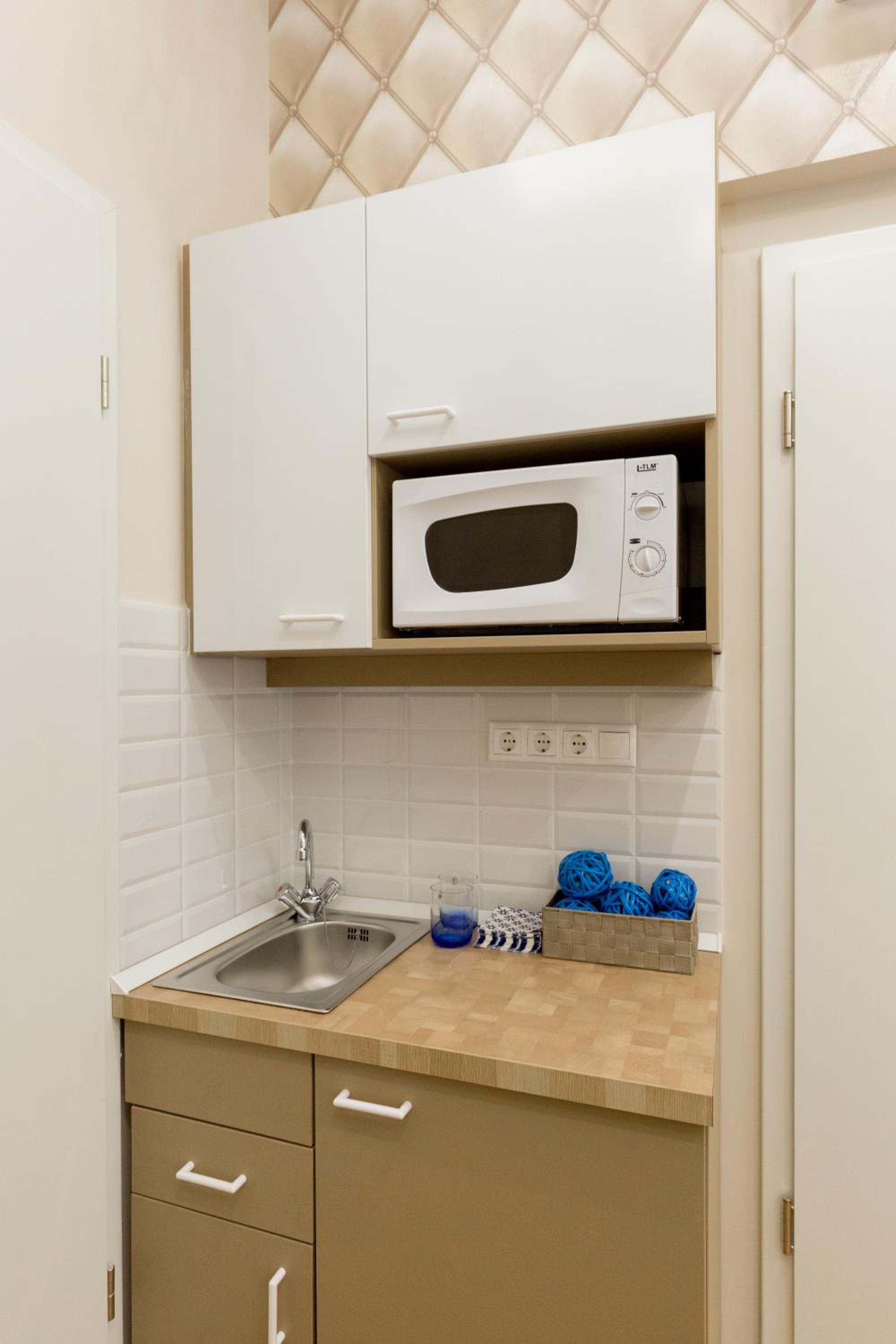 Deluxe Studio - Photo 17