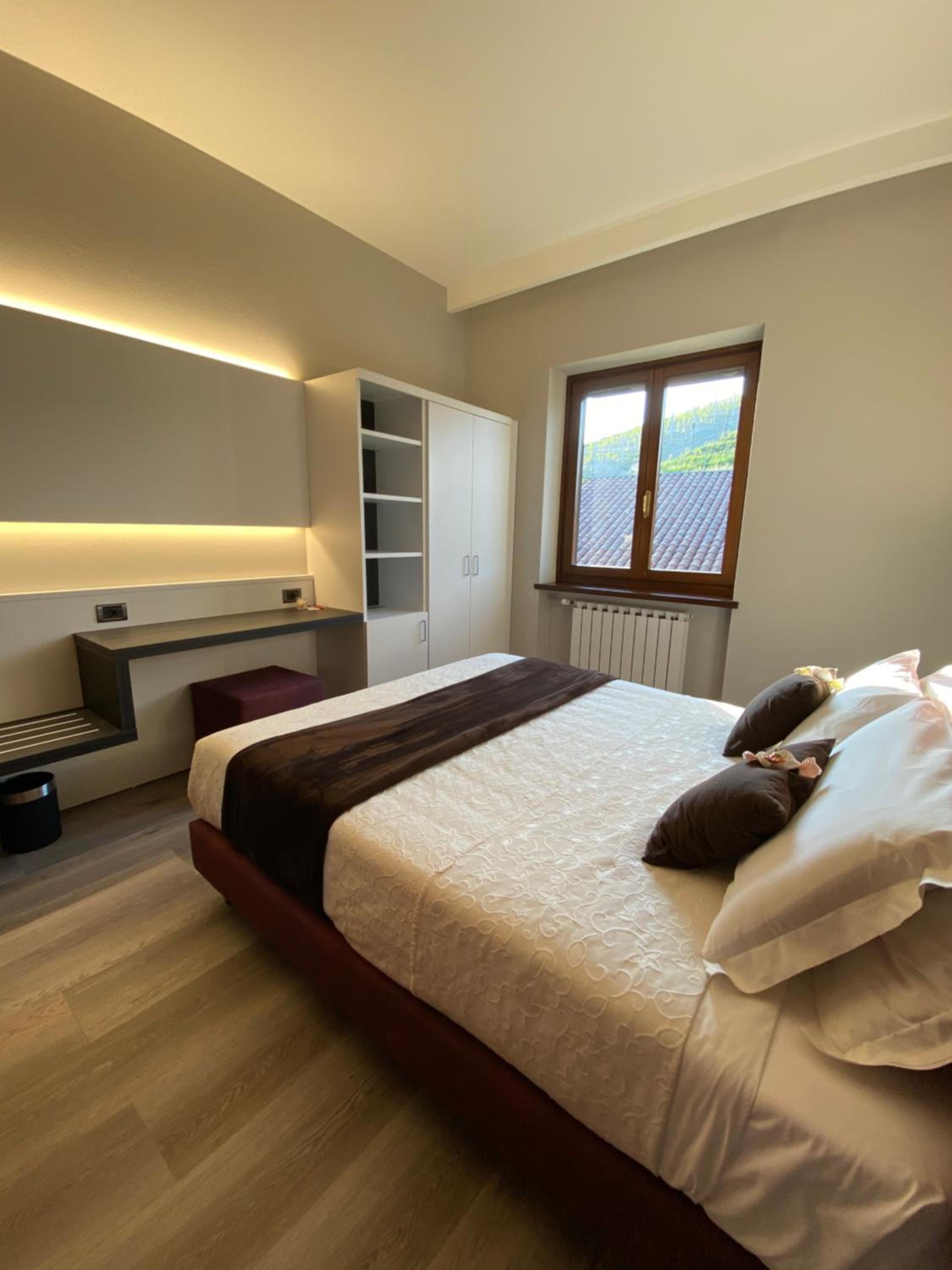 Double Room - Photo 4