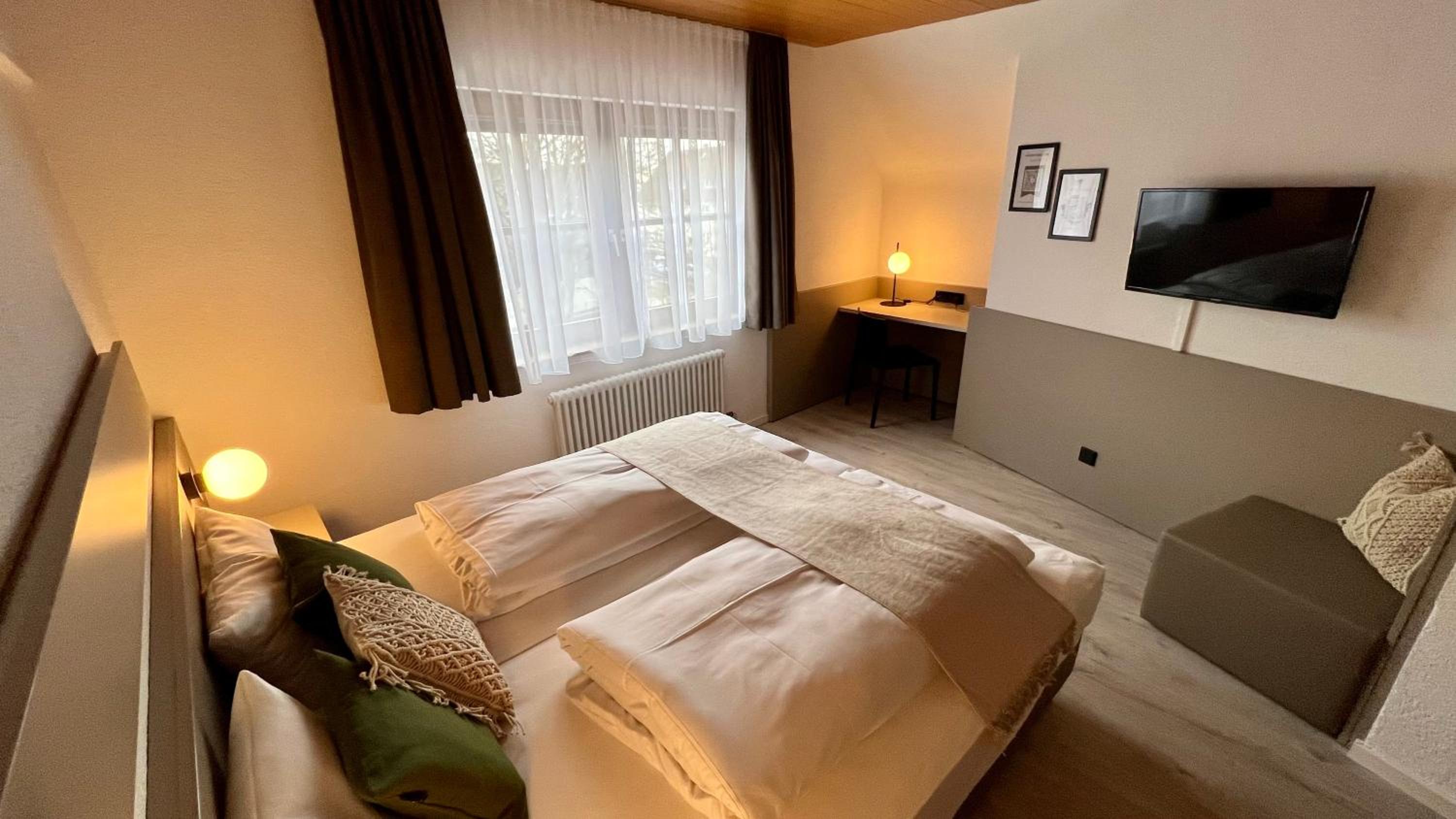 Double Room - Photo 3