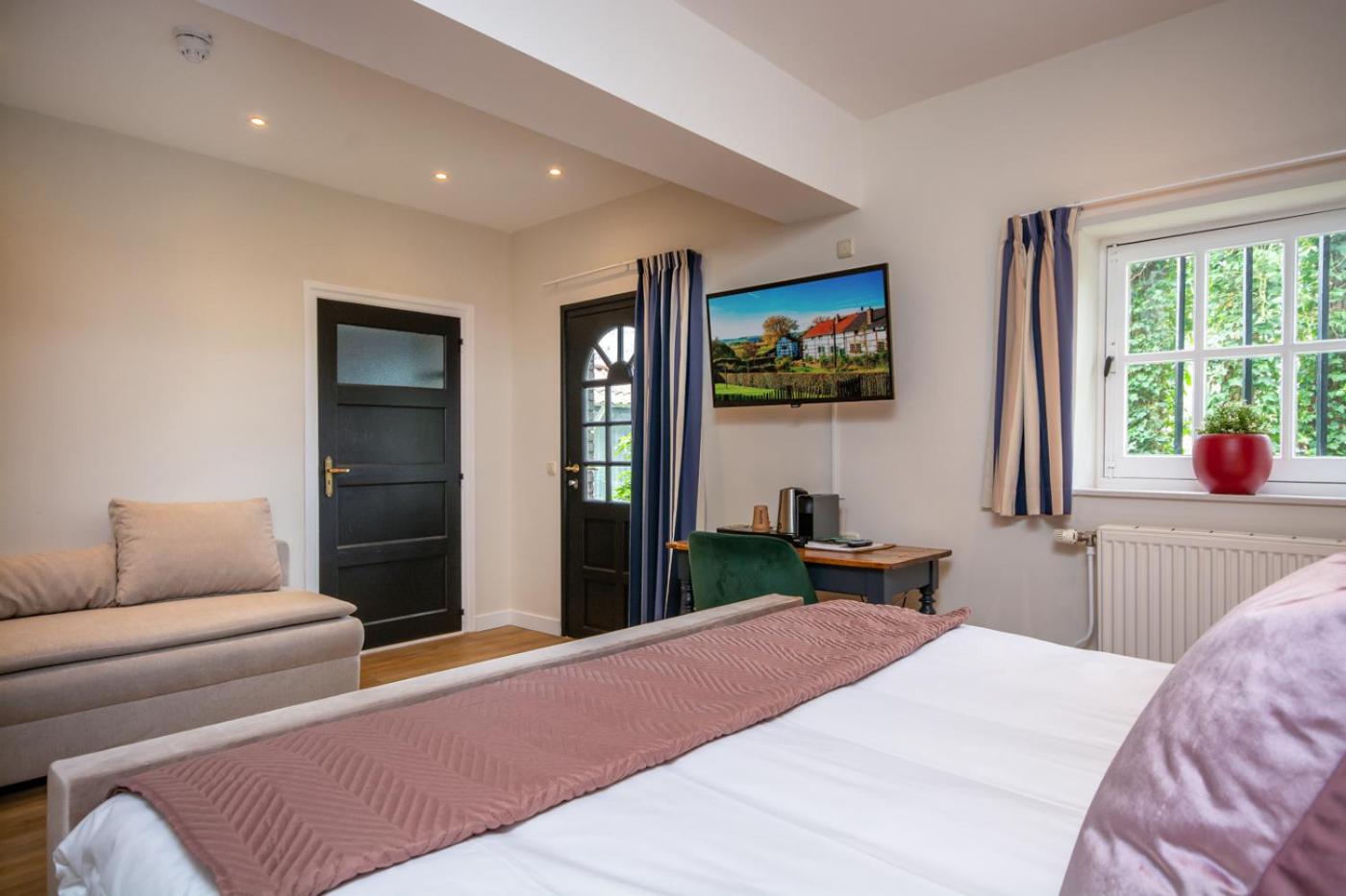 Triple Room - Photo 1