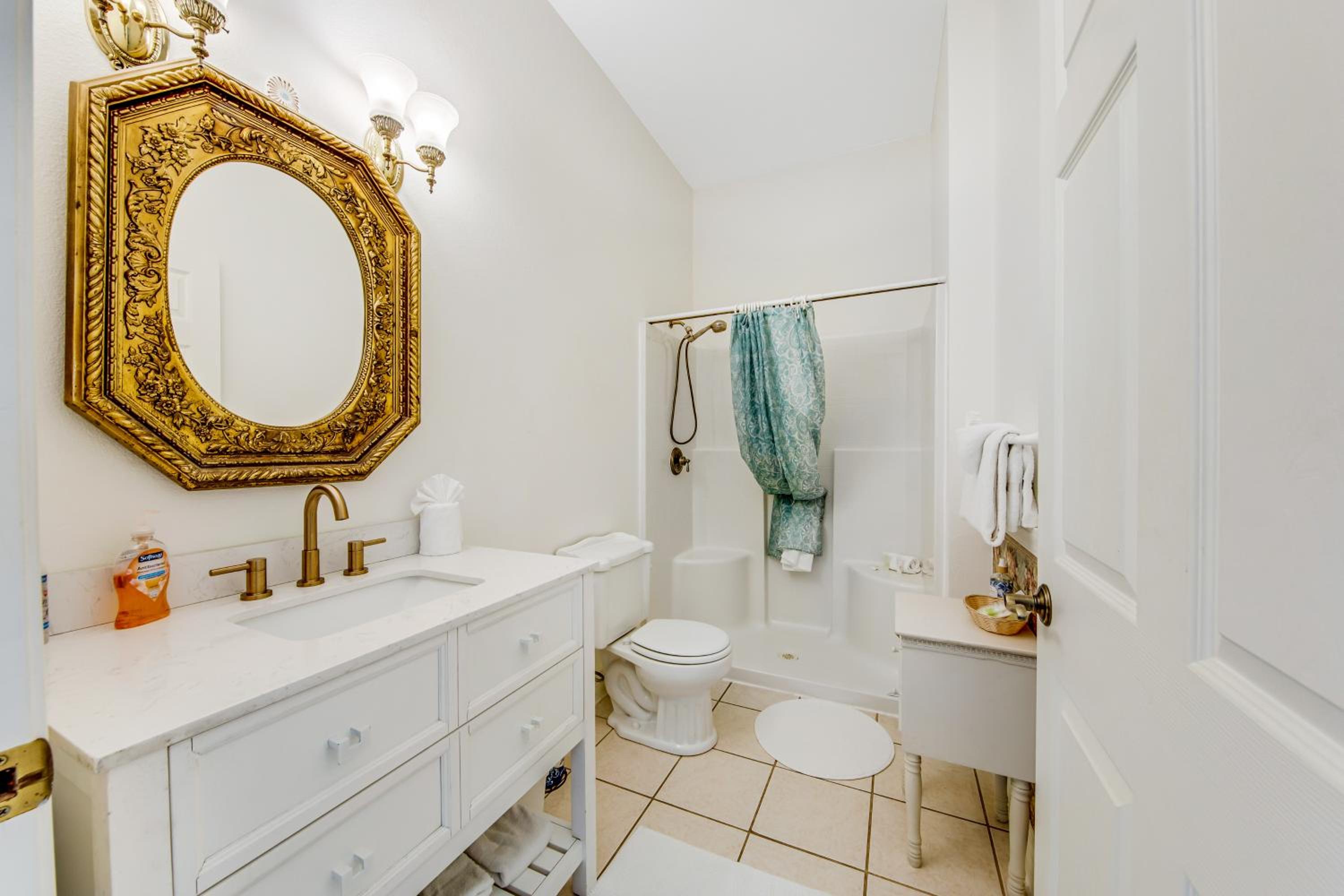 One Bedroom Apartment photo 3