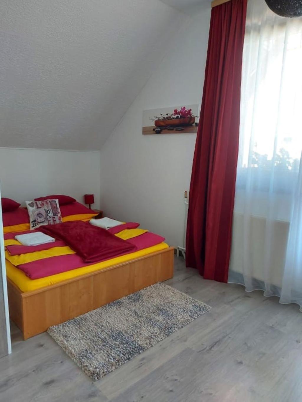 Apartment with Balcony - Photo 14