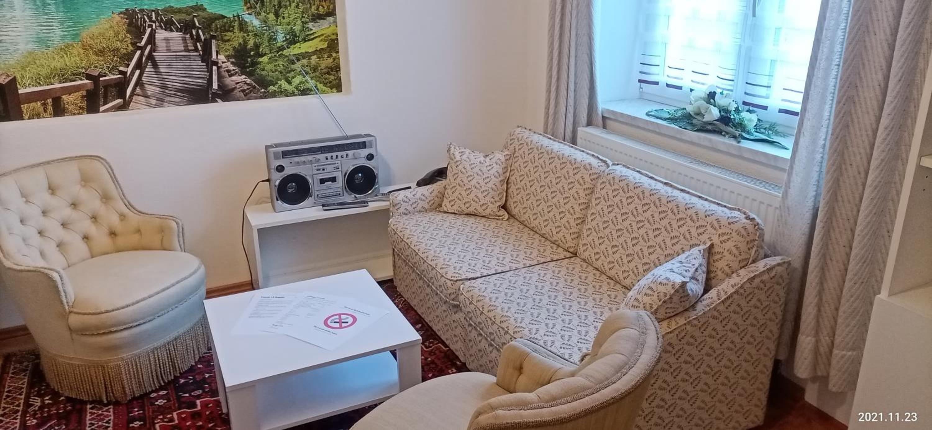 Two-Bedroom Apartment - Photo 2