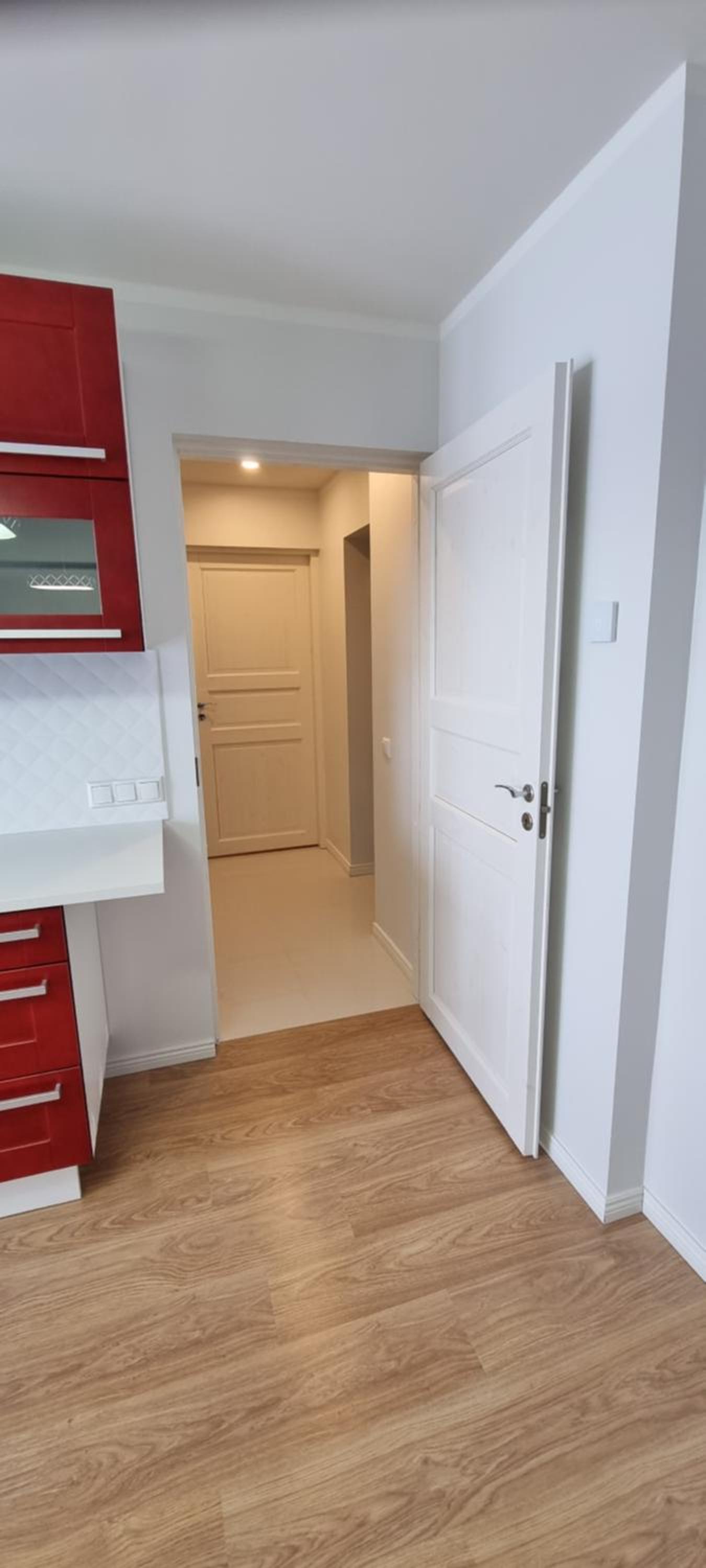One-Bedroom Apartment - Photo 6