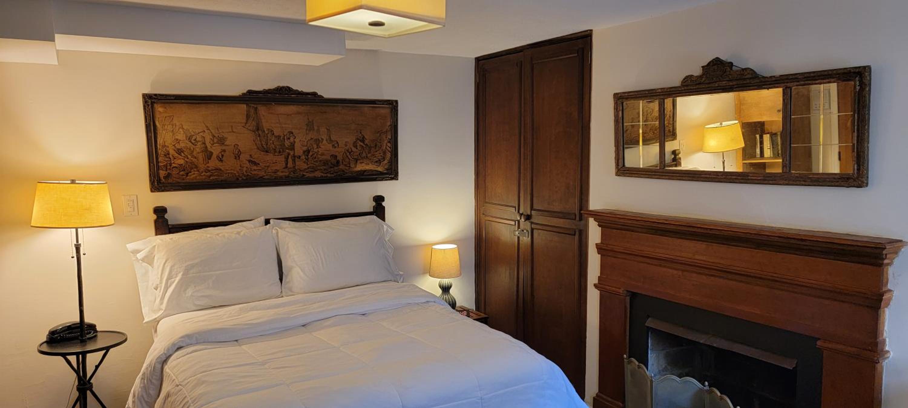 Gaylord Studio With Full Size Bed And Kitchenette