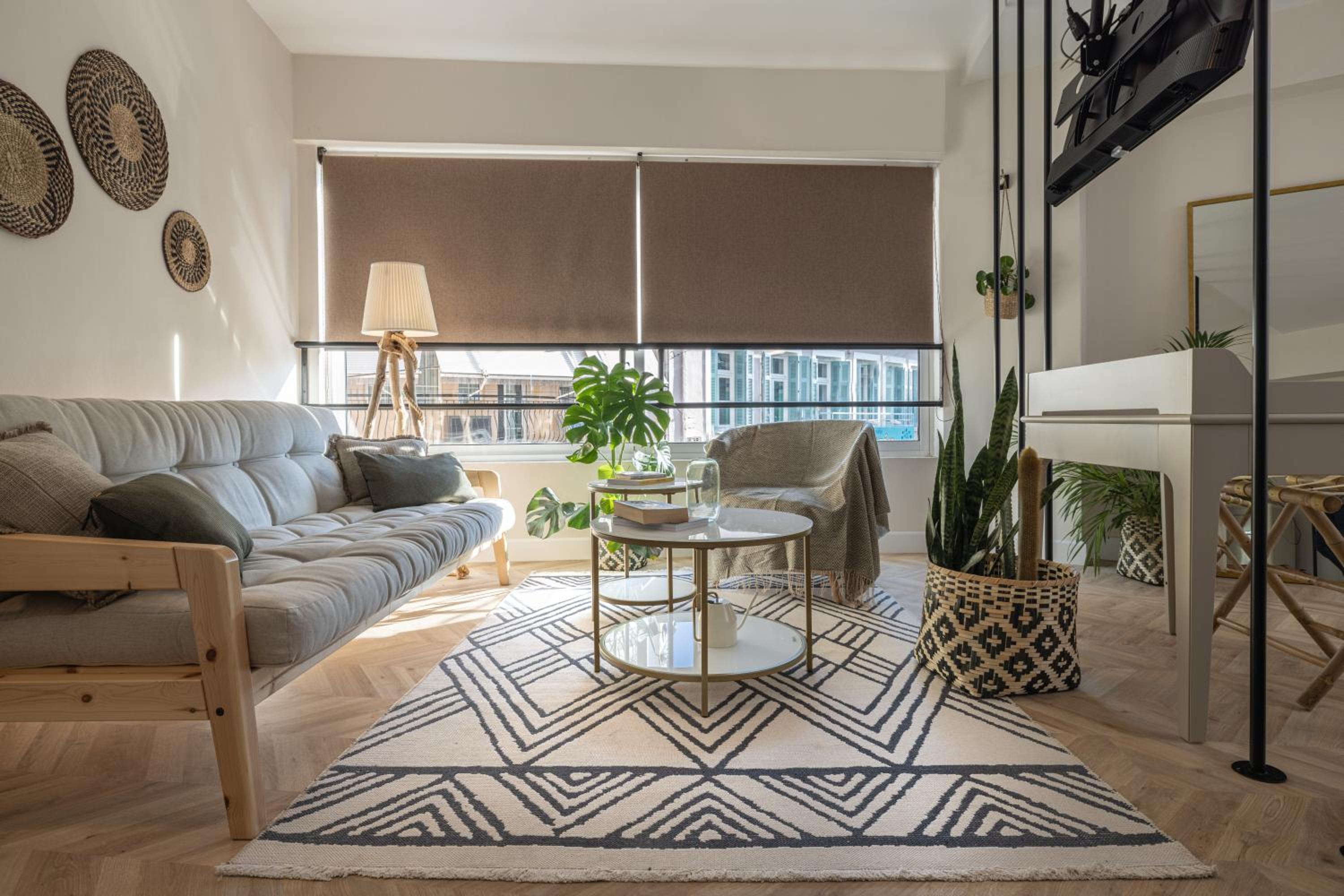 One-Bedroom Apartment - Photo 9
