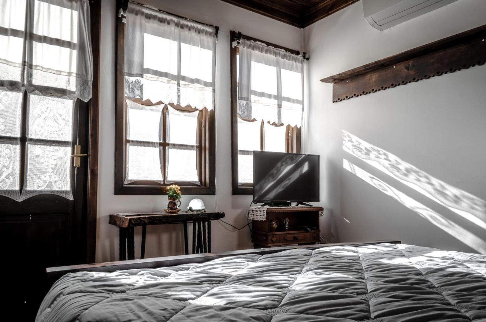 Double or Twin Room with Balcony photo 2