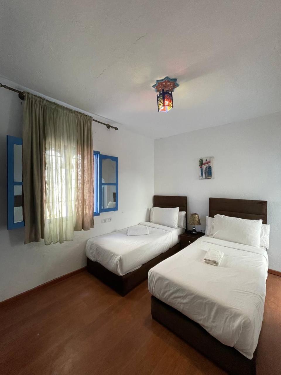 Twin Room with Shower
