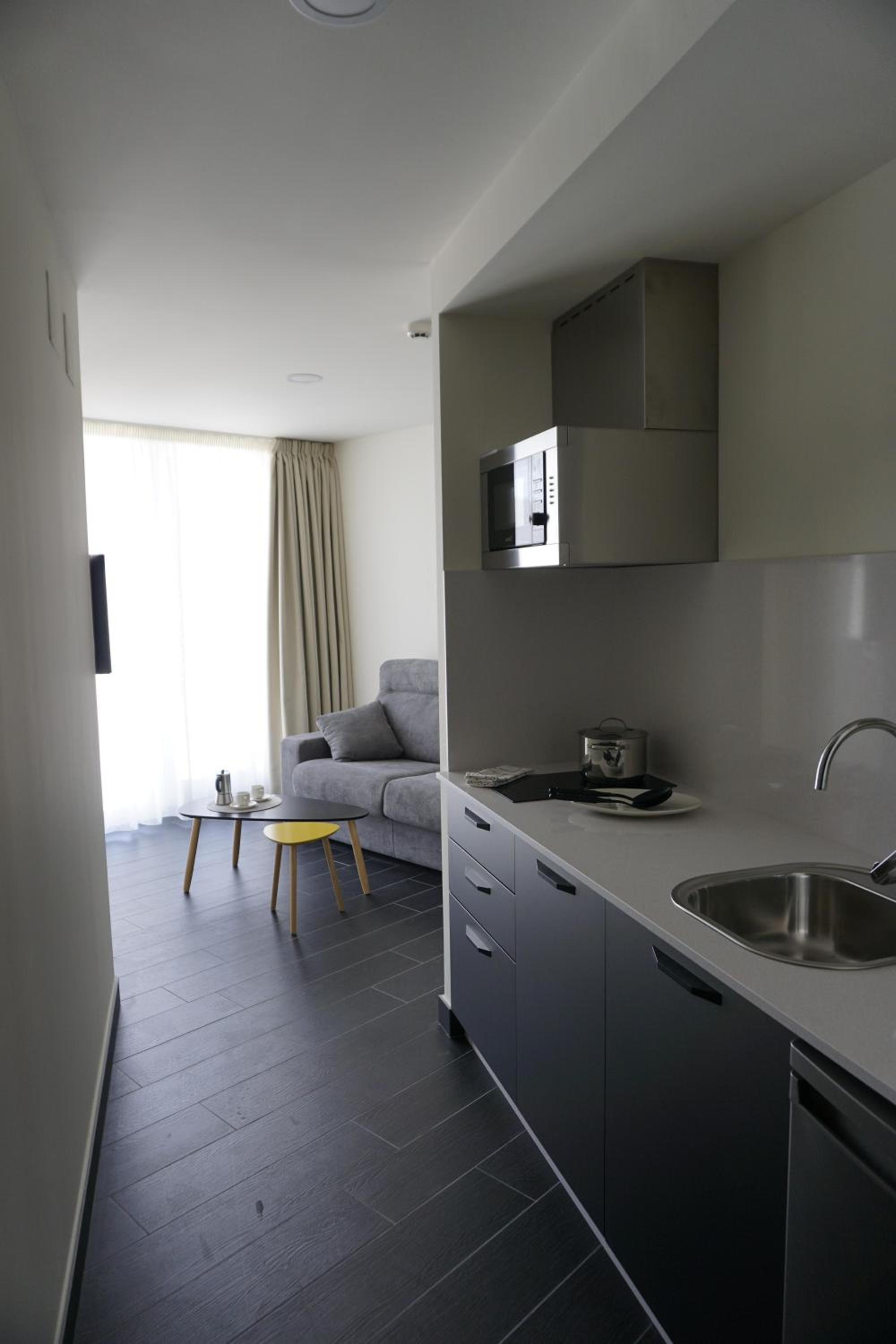 One-Bedroom Premium Apartment - Photo 3
