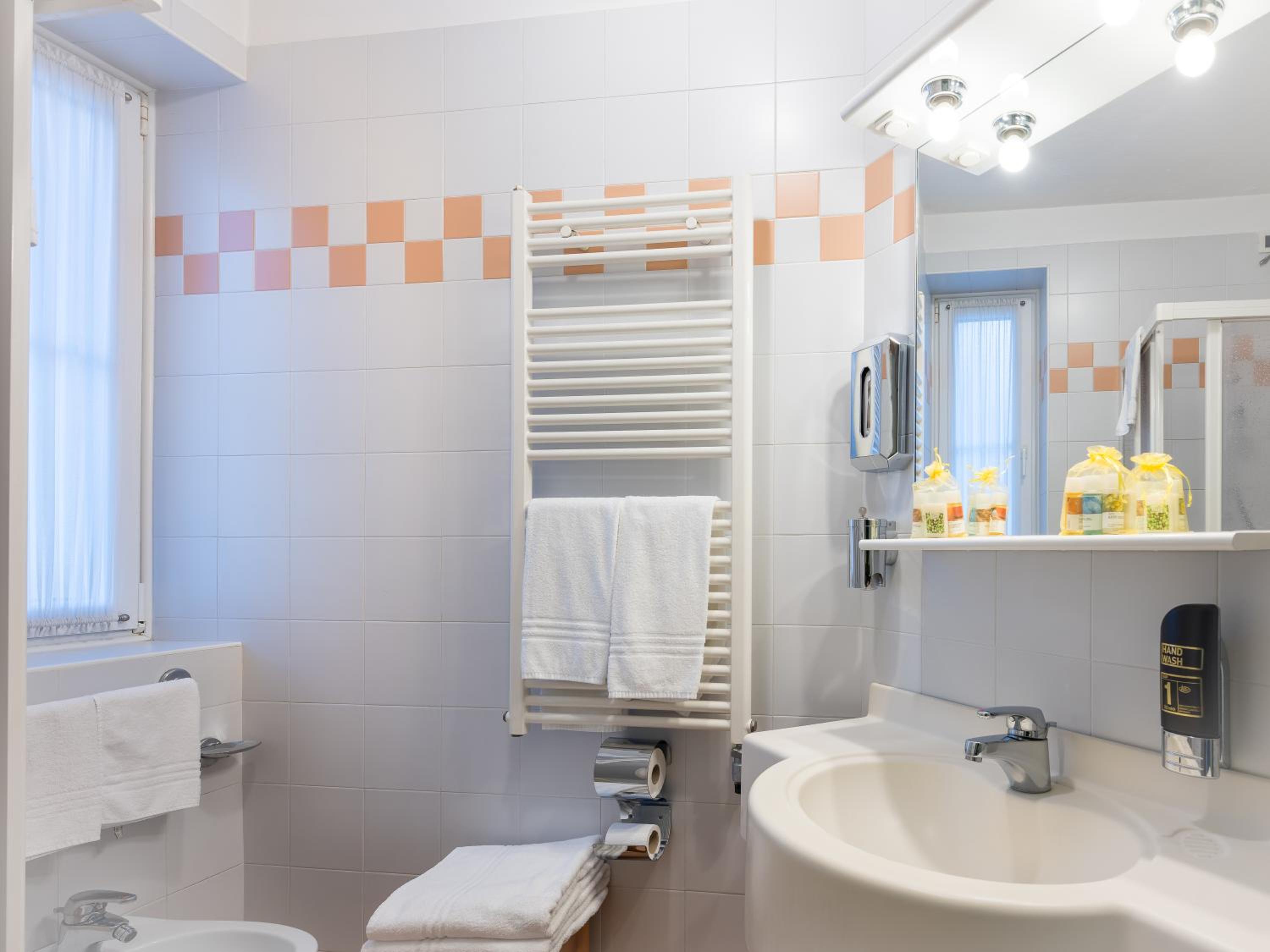 Comfort Double or Twin Room - Photo 4