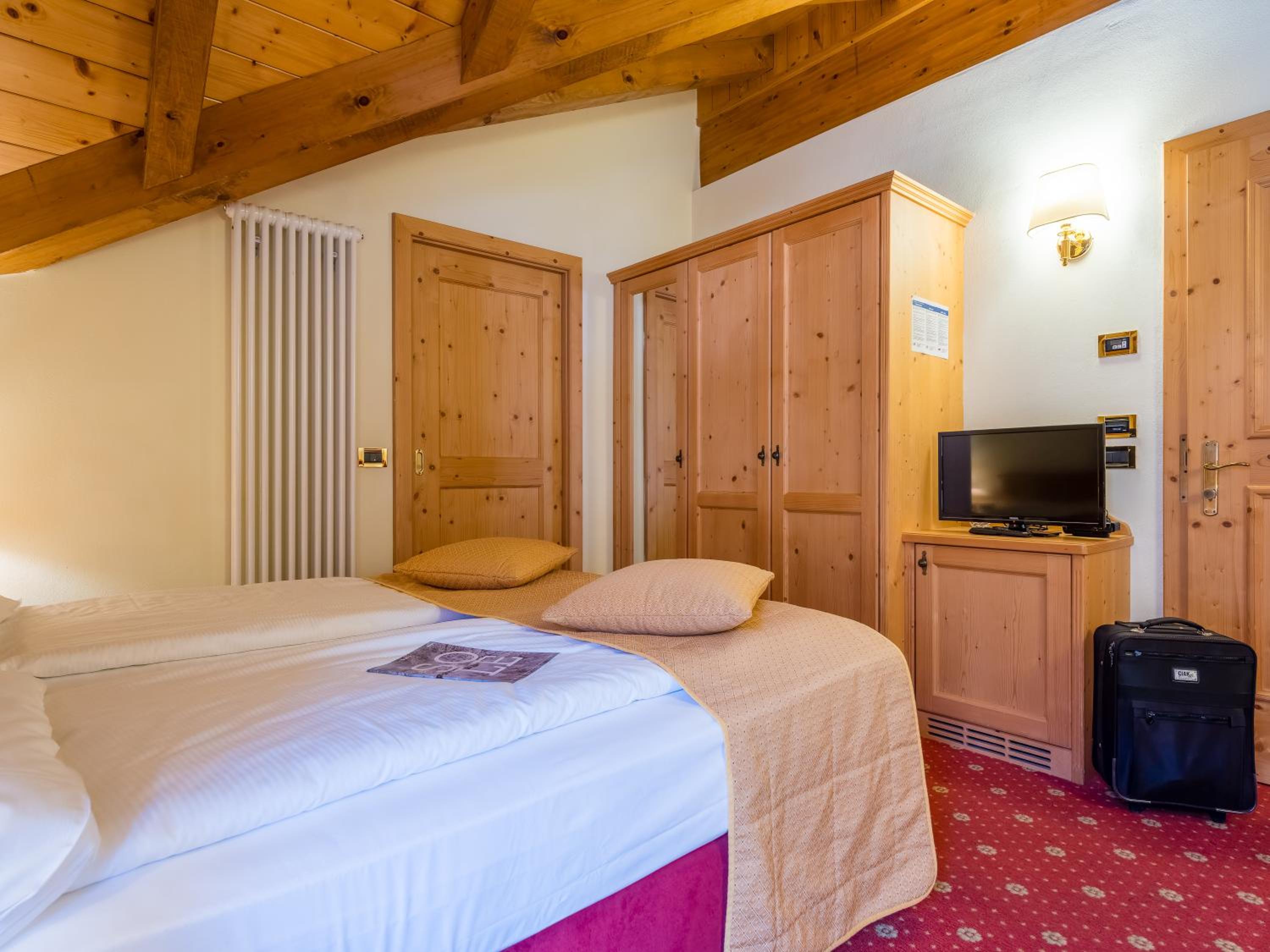 Superior Double or Twin Room with Balcony - Photo 3