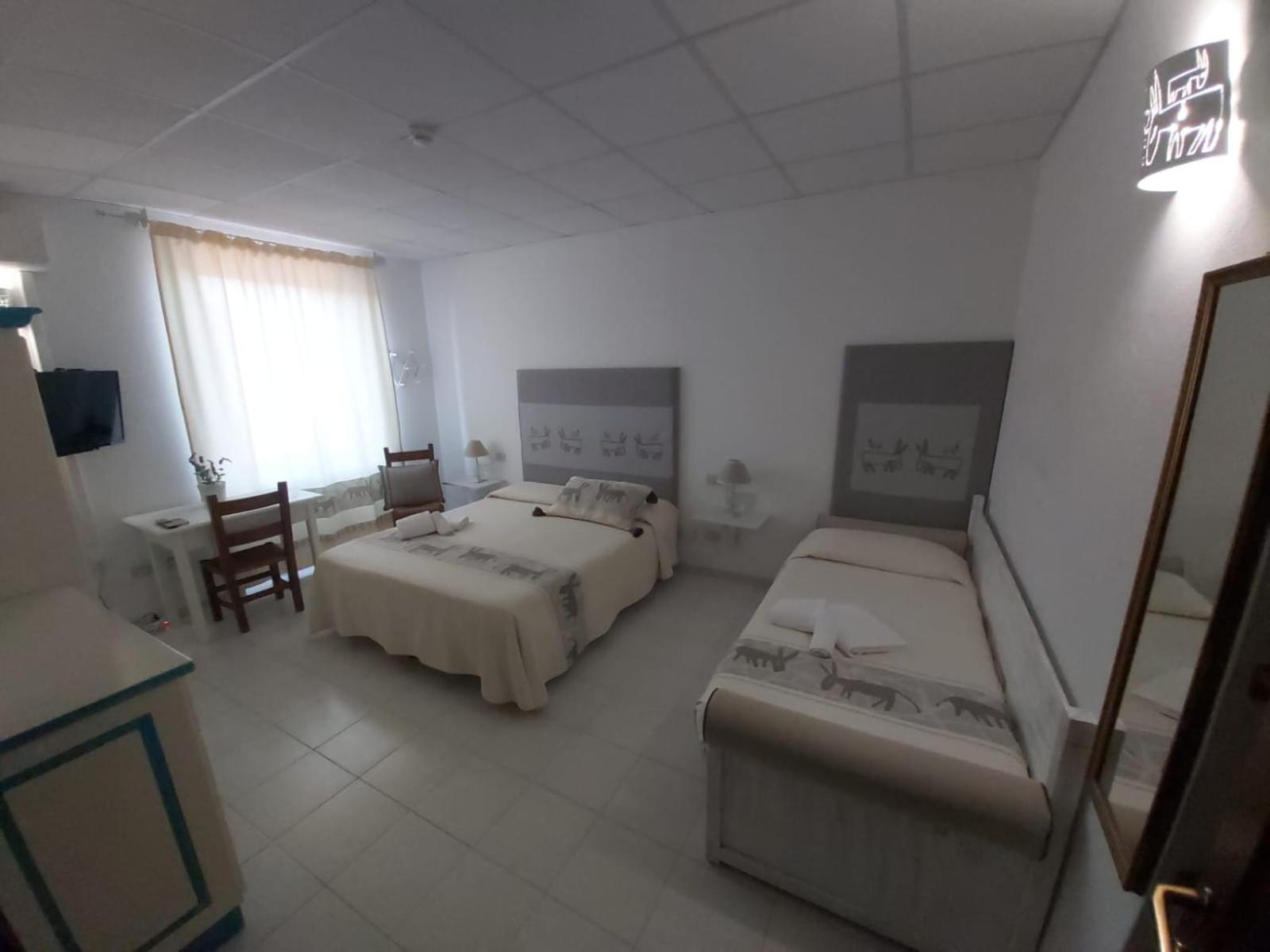 Triple Room - Photo 2