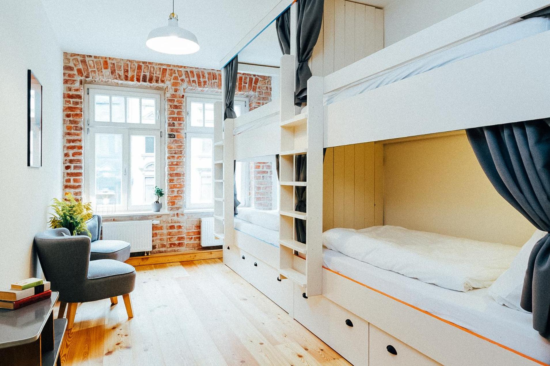 Bed in 4-Bed Mixed Dormitory Room photo 1