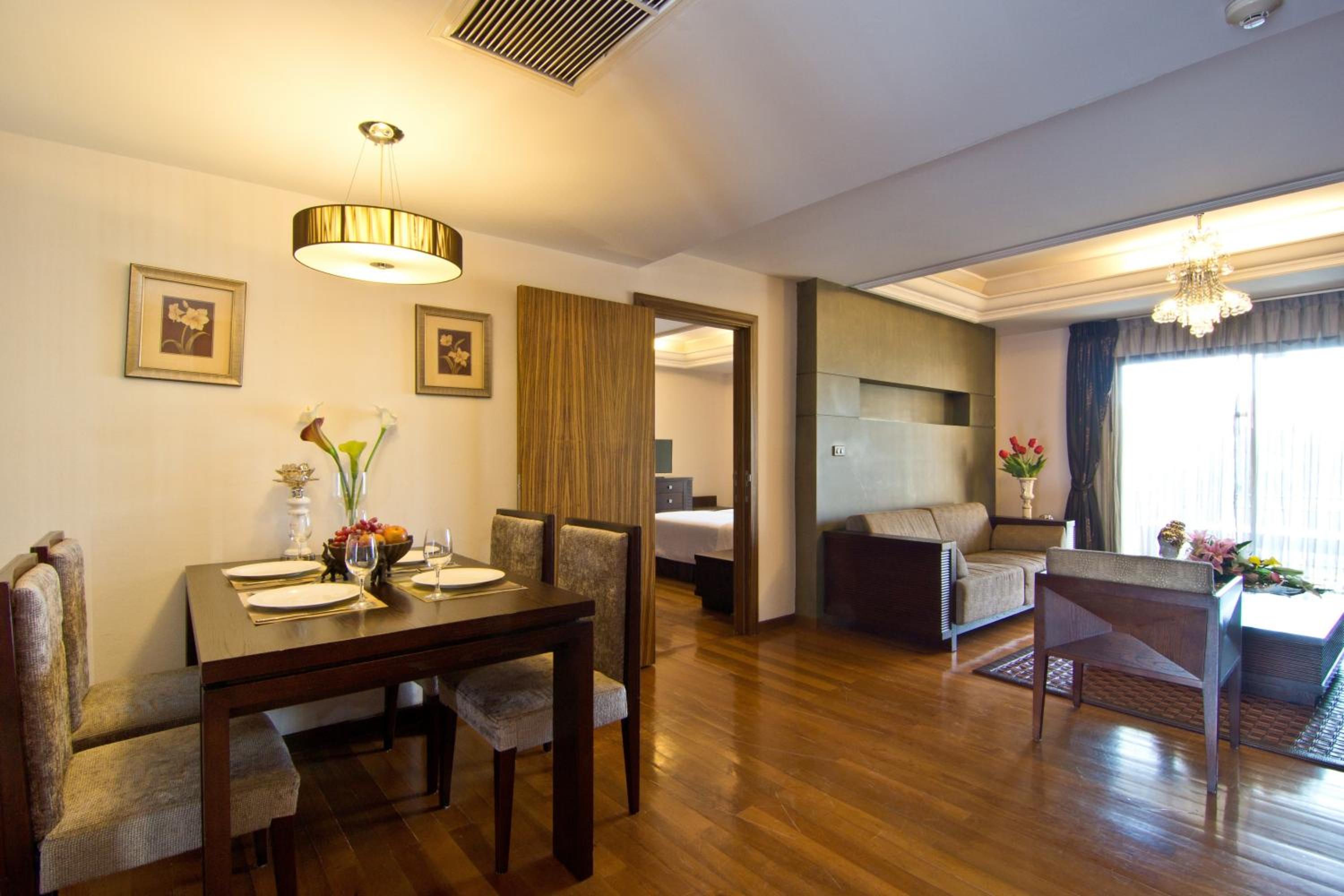 One-Bedroom Suite - Photo 19