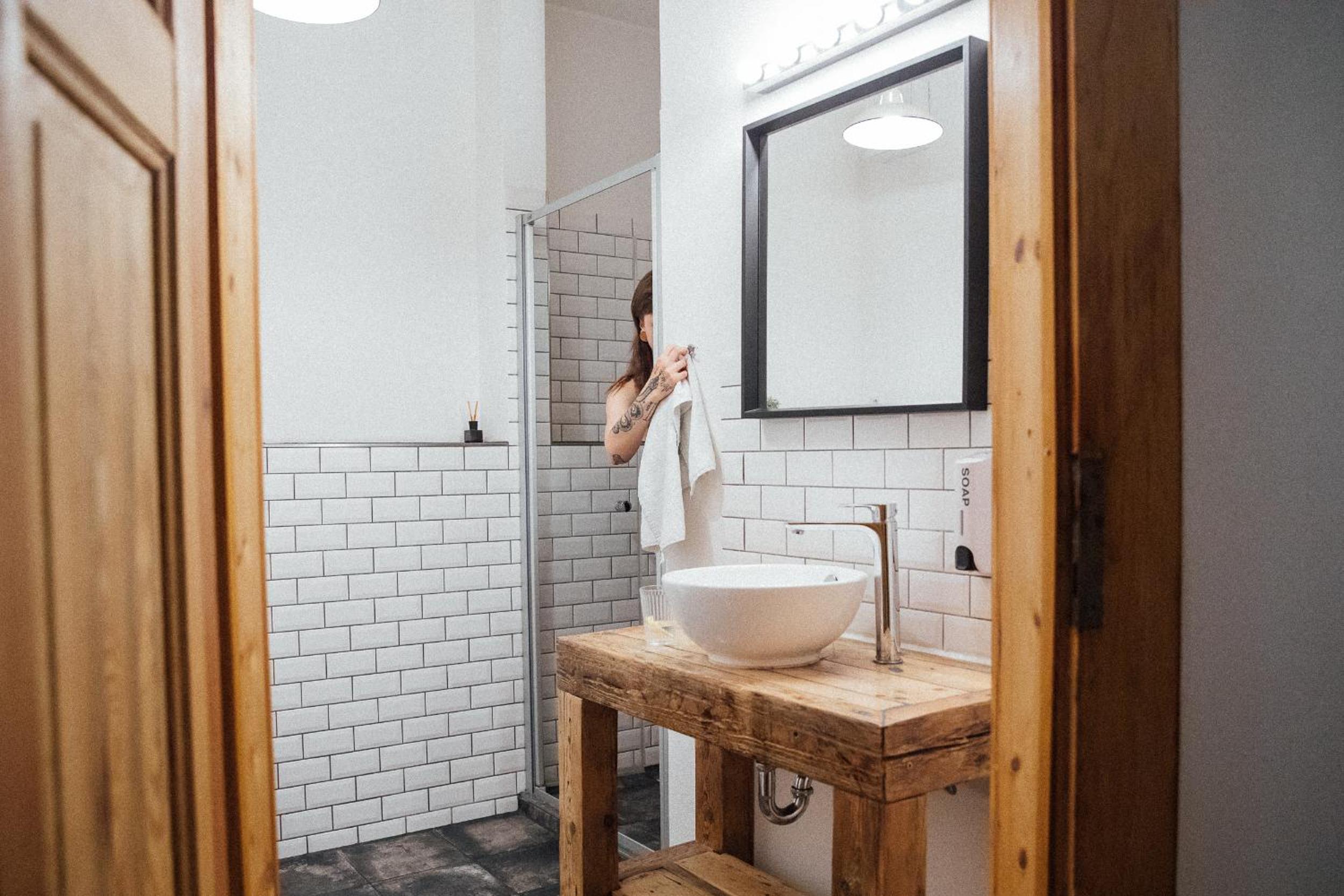 Double Room with Shared Bathroom photo 2