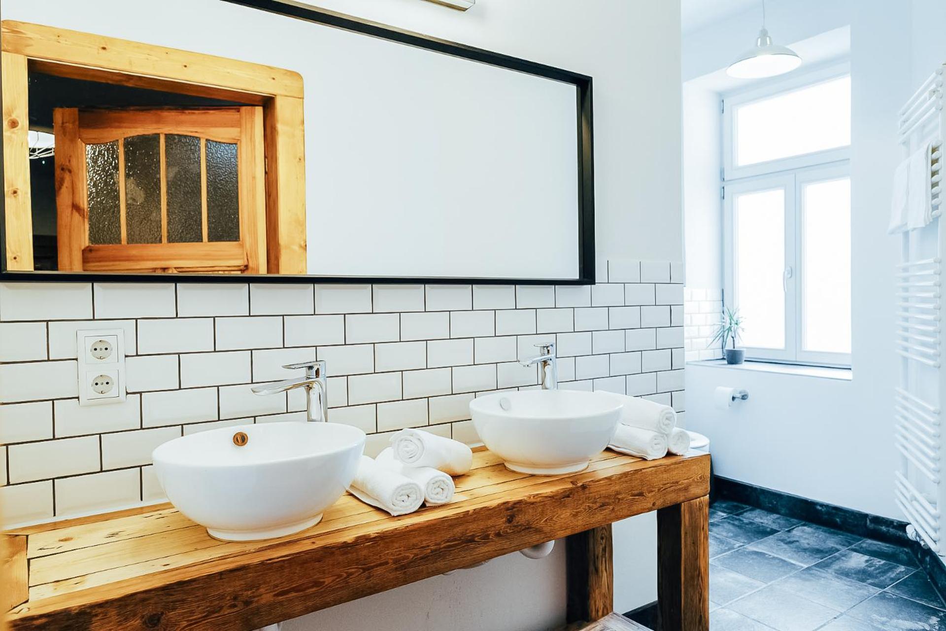 Double Room with Shared Bathroom photo 3