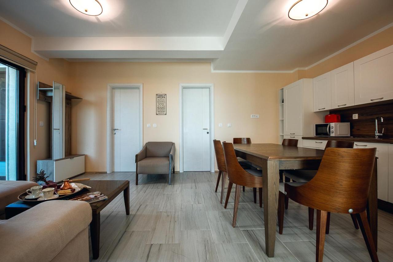 Two-Bedroom Suite photo 3