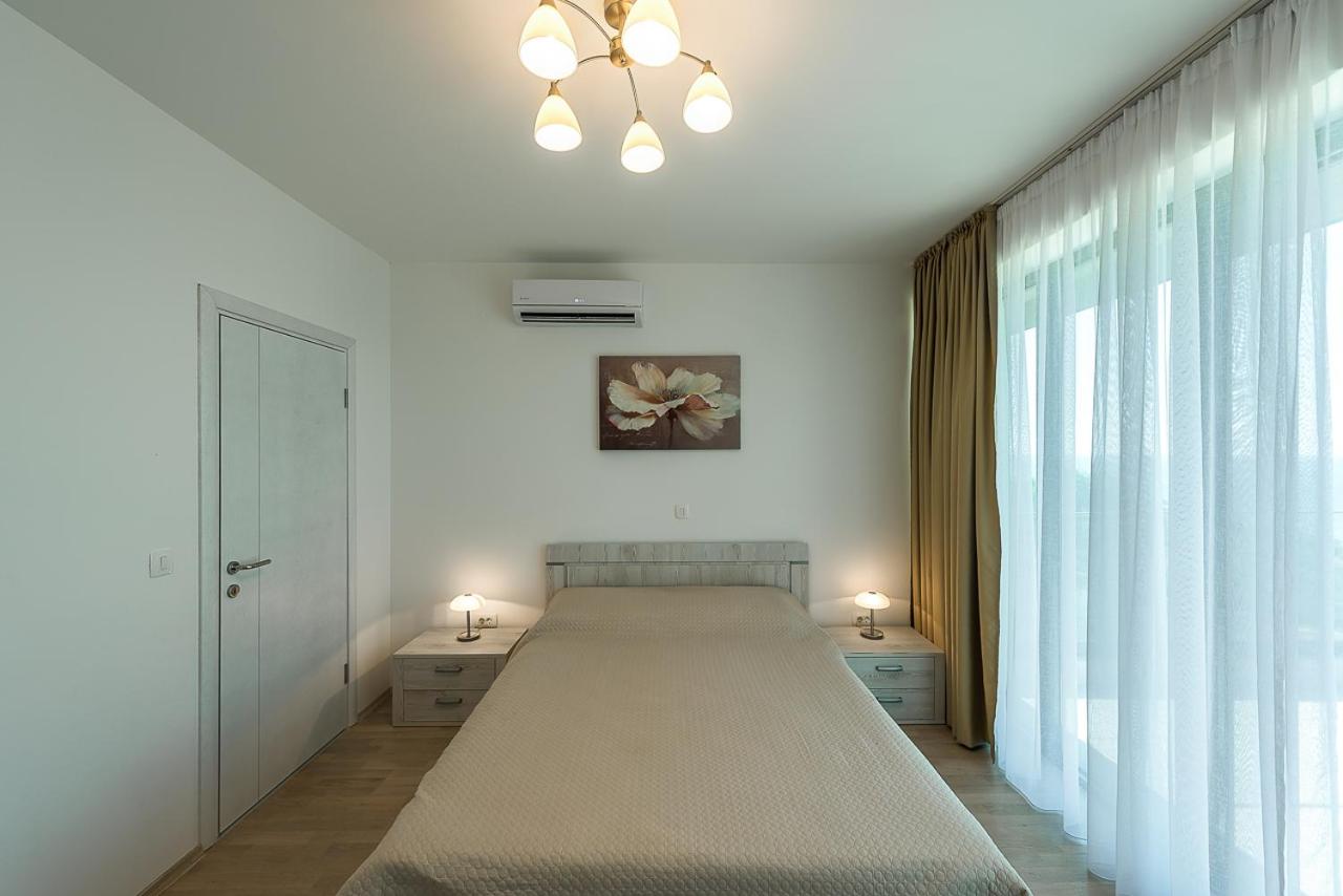 Apartment with Sea View photo 1