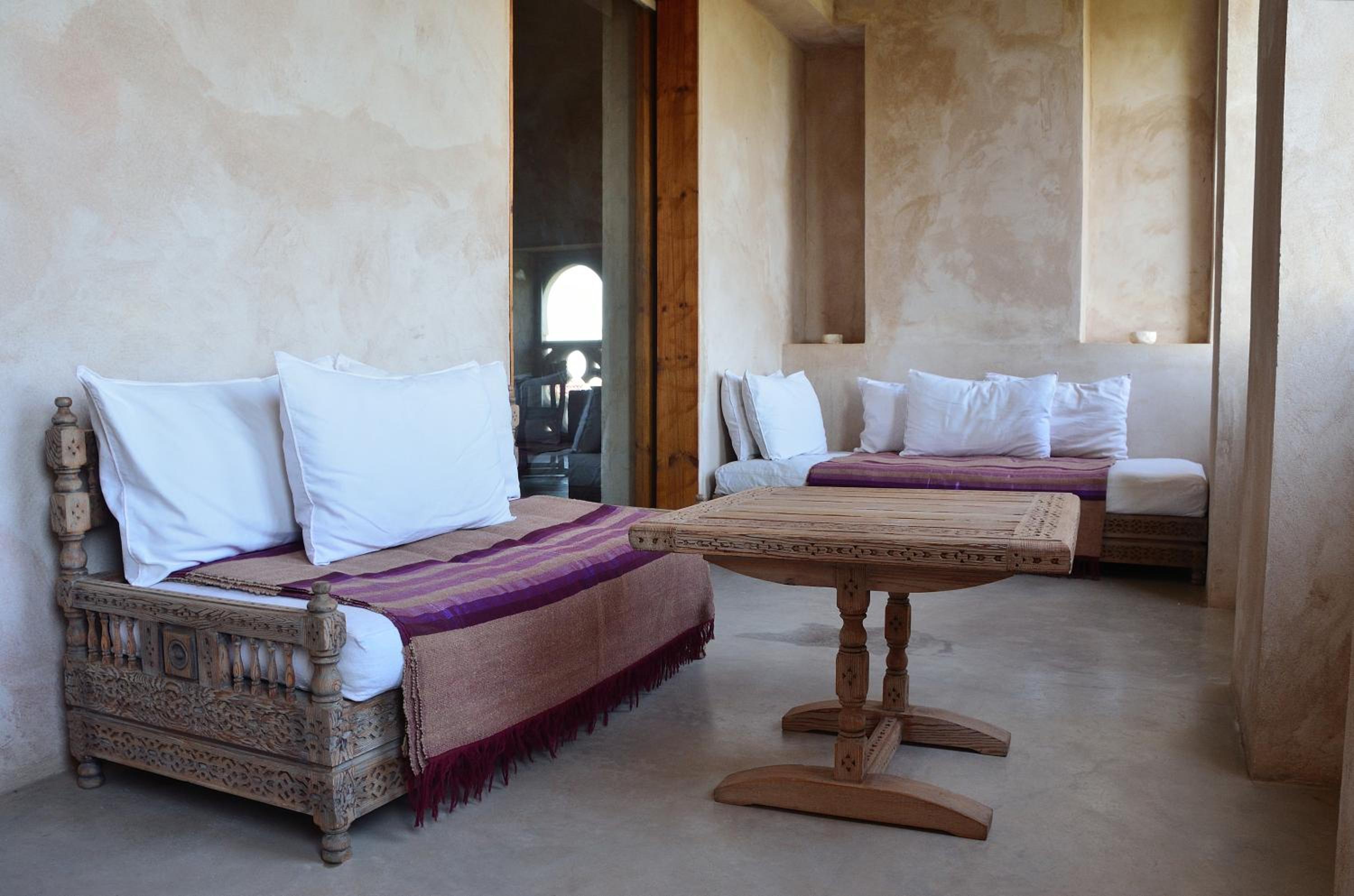 La Tour - Two-Bedroom Apartment with Pool - Photo 4