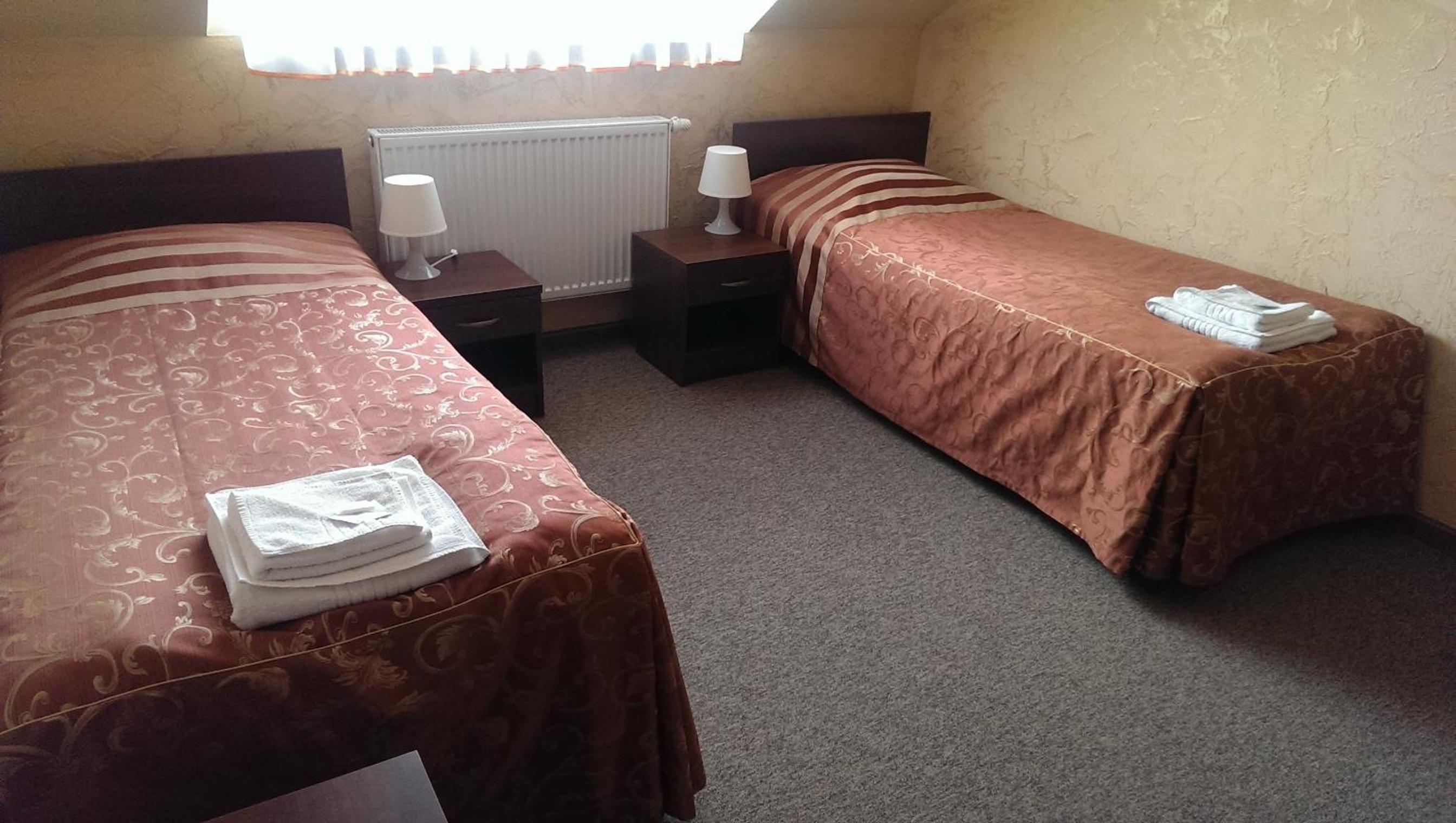 Double or Twin Room photo 3