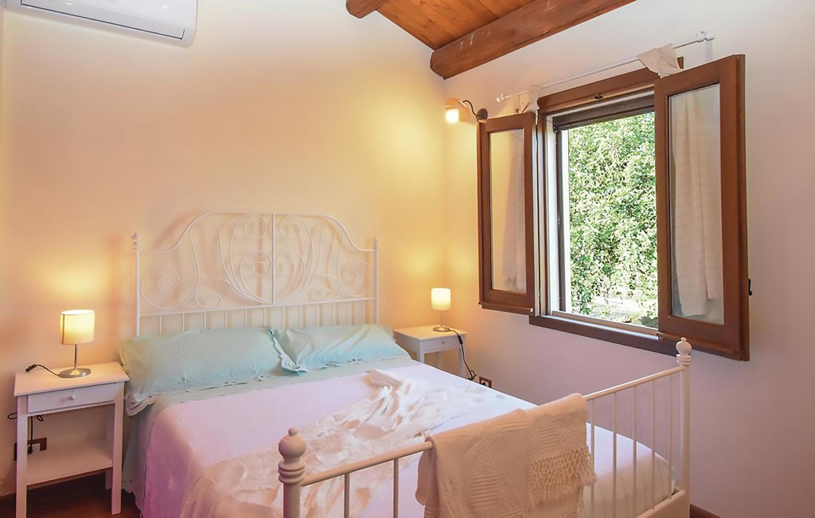 Villa photo 3