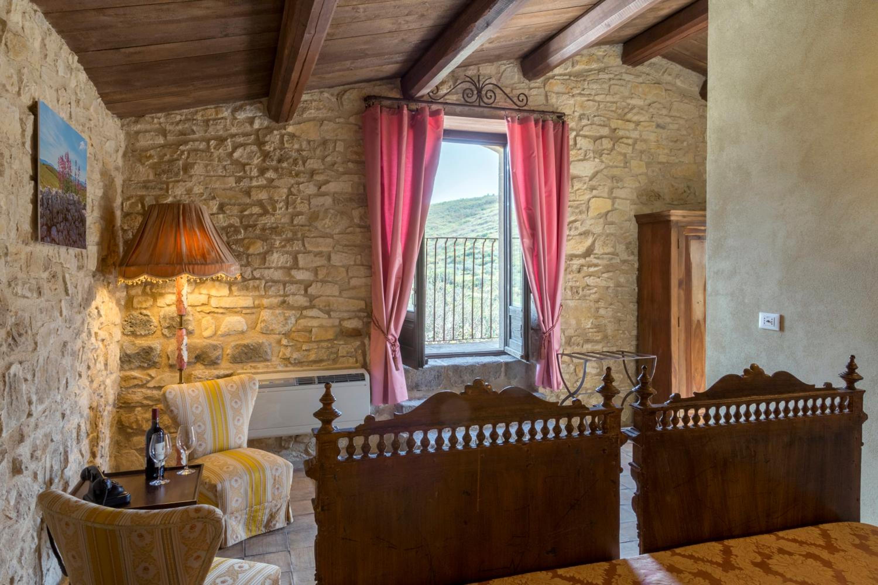Double Room with Pool View - Photo 1