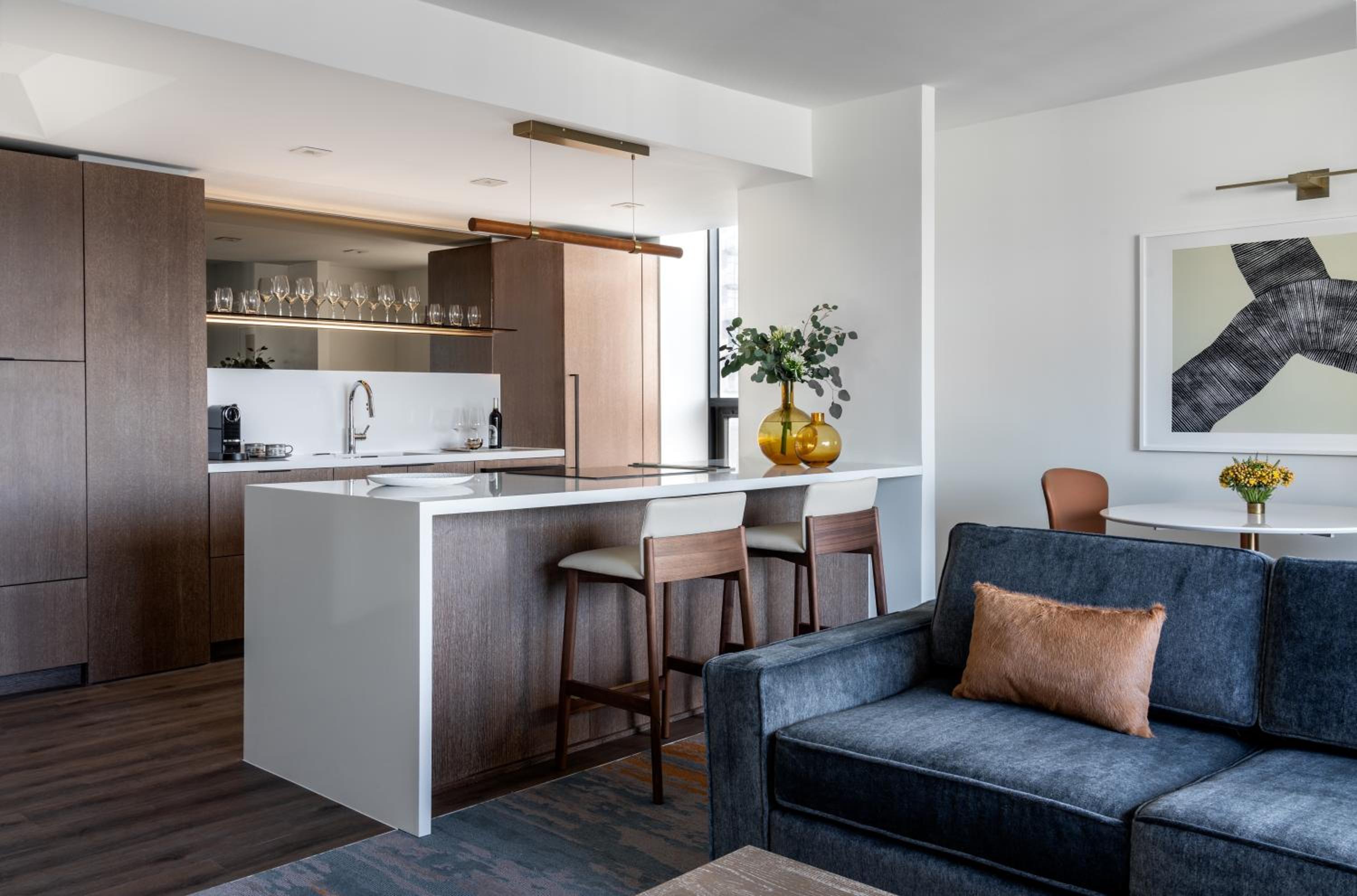One-Bedroom Premier Residential Suite - Photo 5